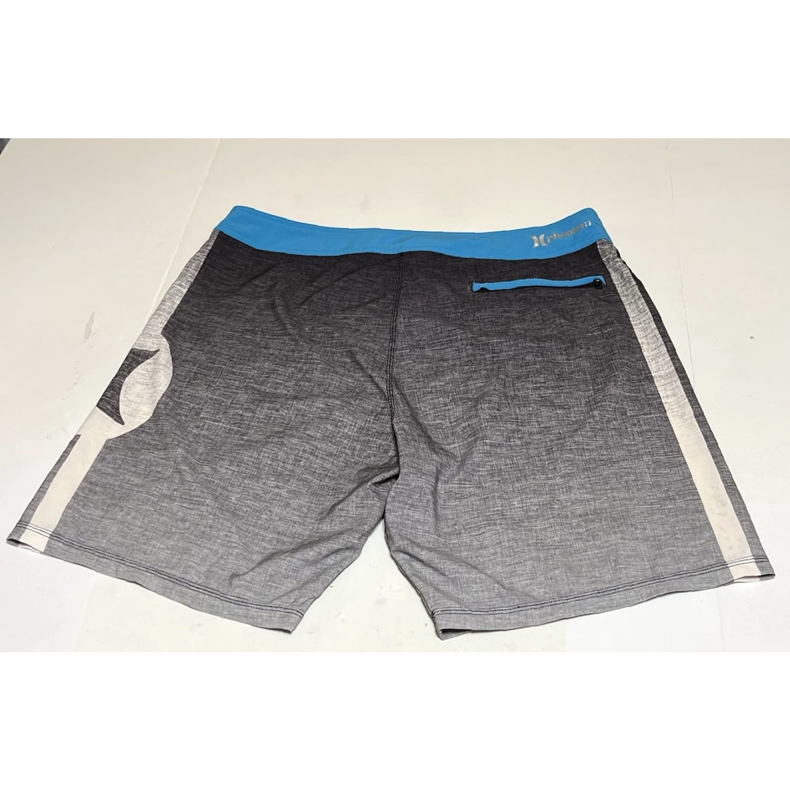 Hurley Hurley Phantom Boardshorts Mens 36 Swim Trunks Surf Pocket Lightweight Gray Size US 36 / EU 52 - 2 Thumbnail