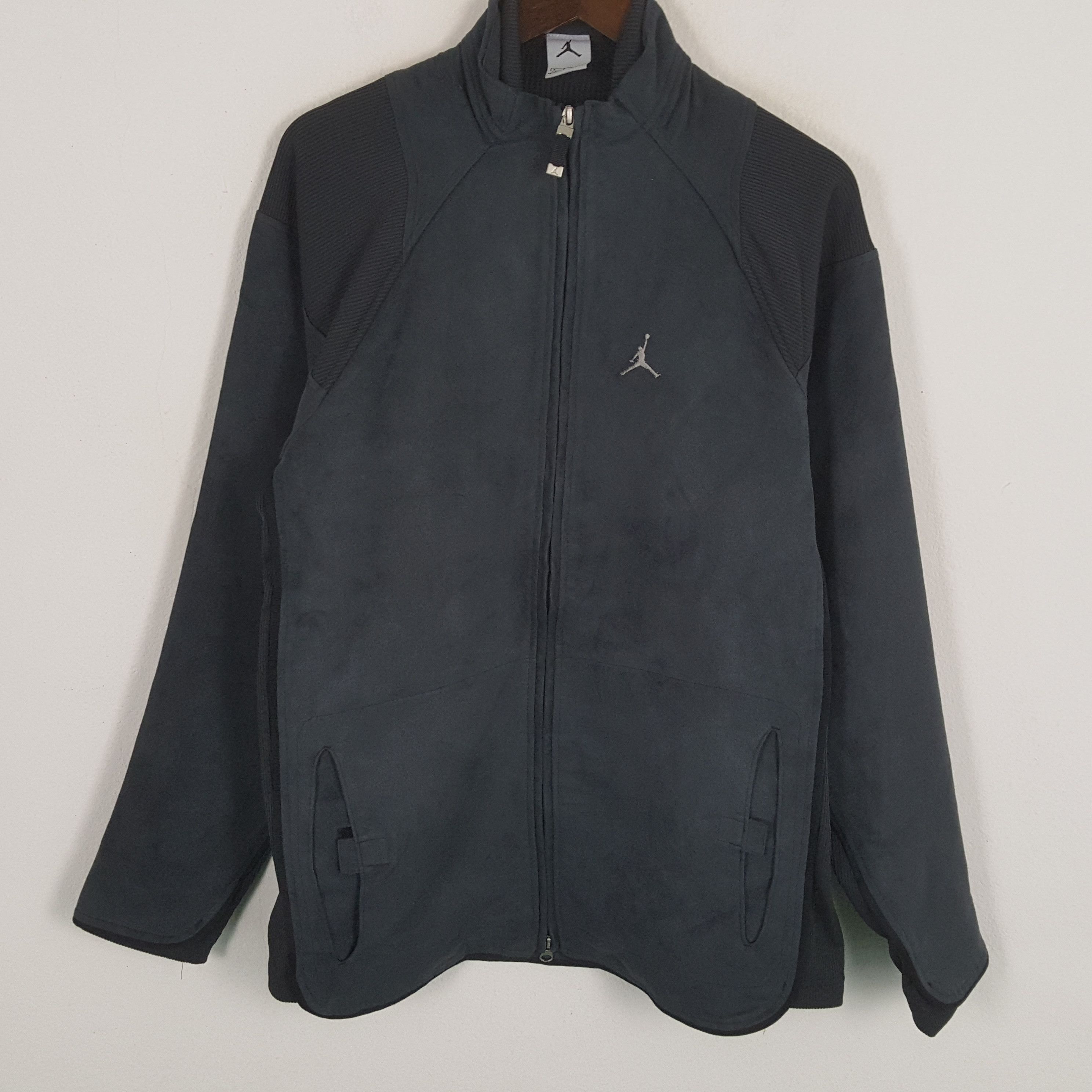 Nike Vintage AIR JORDAN Zipper Sweater Size US S / EU 44-46 / 1 - 1 Thumbnail