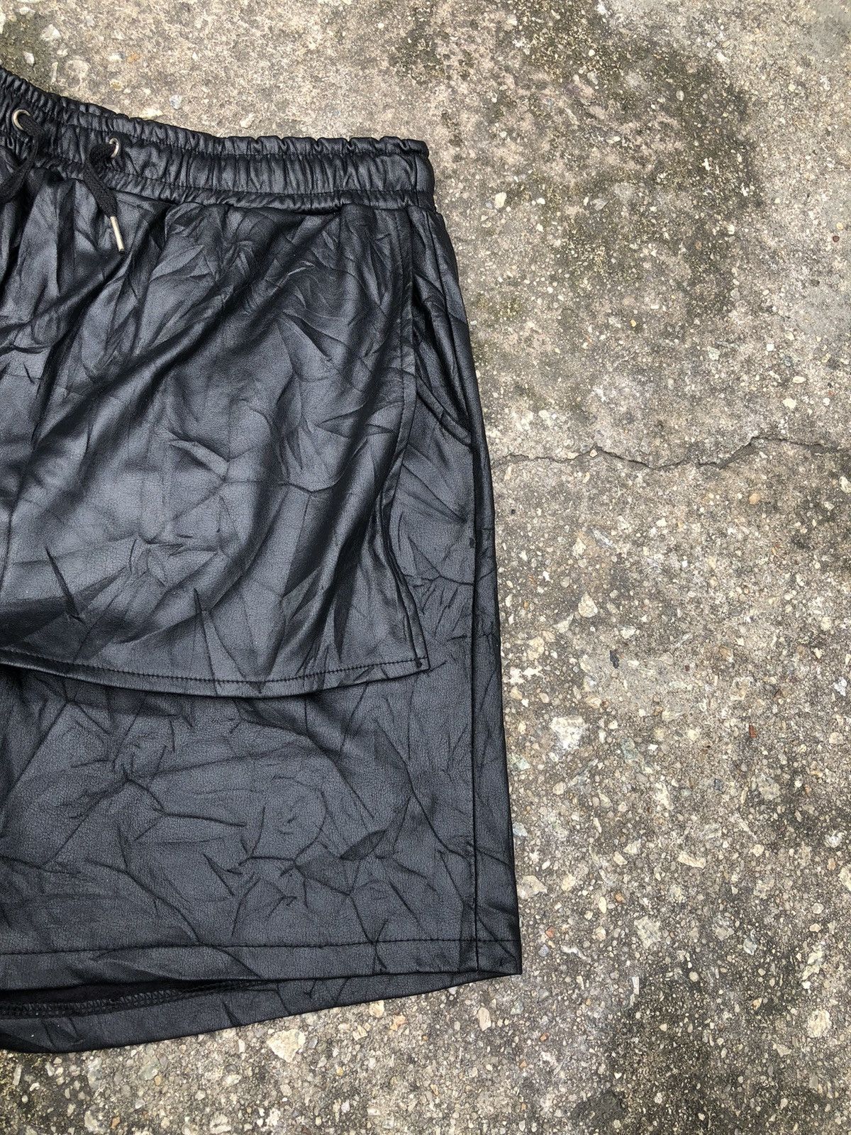 If Six Was Nine × Japanese Brand × Le Grande Bleu (L.G.B.) Vintage Legenda Short + Skirt Style Leather Pant Size US 30 / EU 46 - 10 Thumbnail