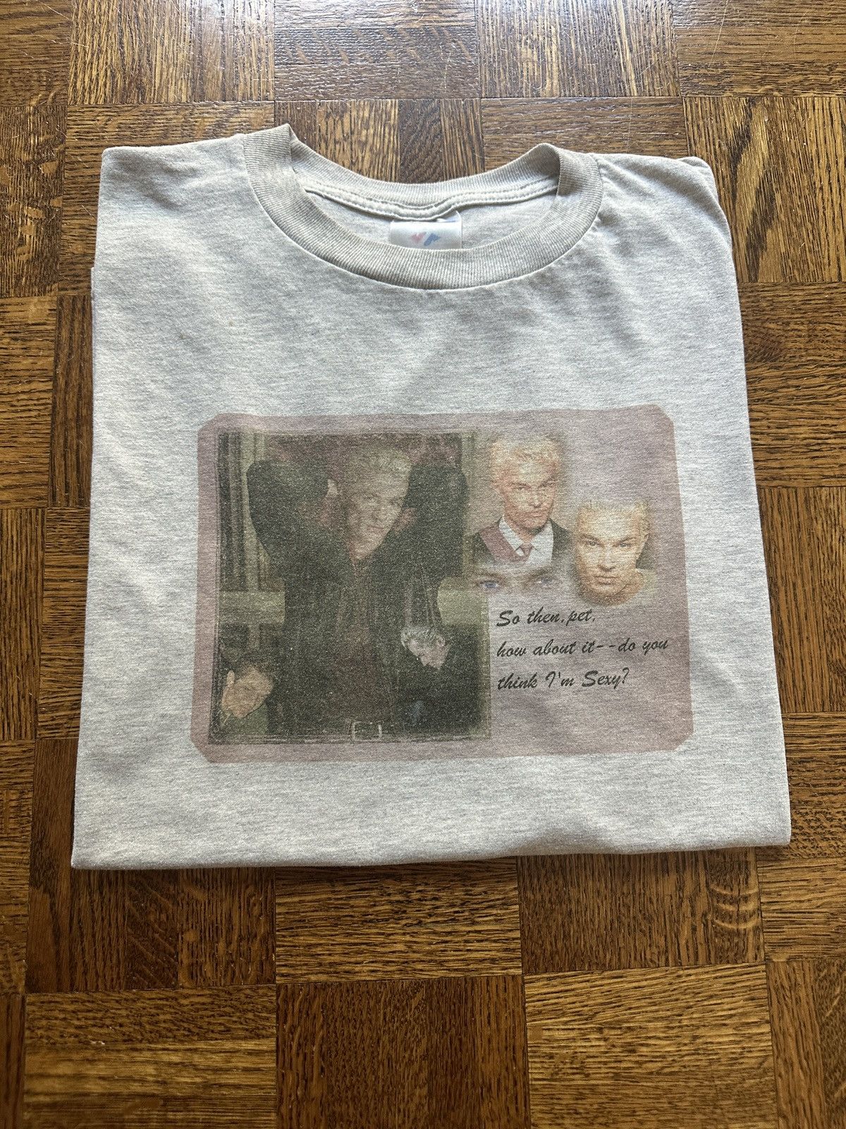 Vintage Vintage Y2K Spike Buffy the Vampire Slayer Graphic Tee Size US XXL / EU 58 / 5 - 1 Thumbnail