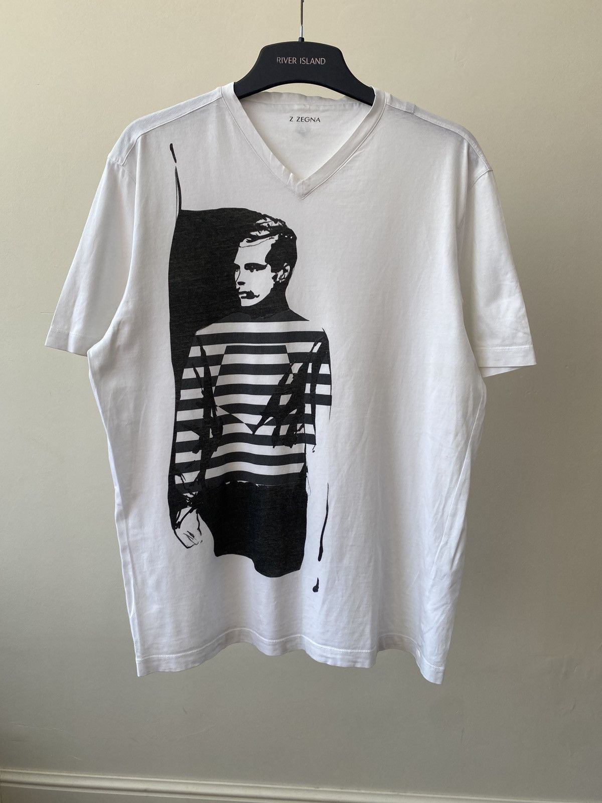 Z Zegna Vintage Z Zegna Printed V-neck T-shirt Size US M / EU 48-50 / 2 - 3 Thumbnail