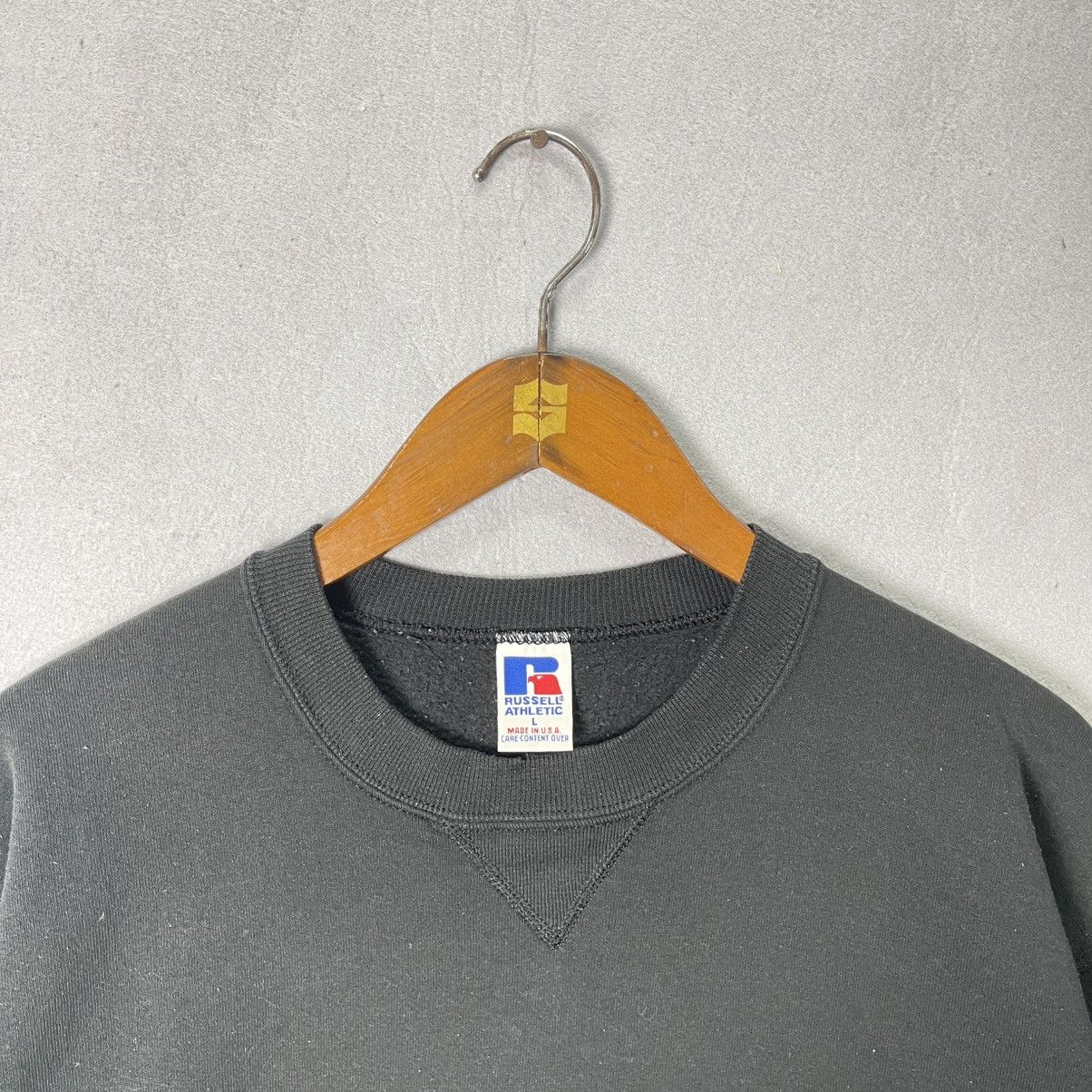 Russell Athletic Vintage Russell Athletic Blank Crewneck Sweatshirt Black Size US L / EU 52-54 / 3 - 2 Thumbnail