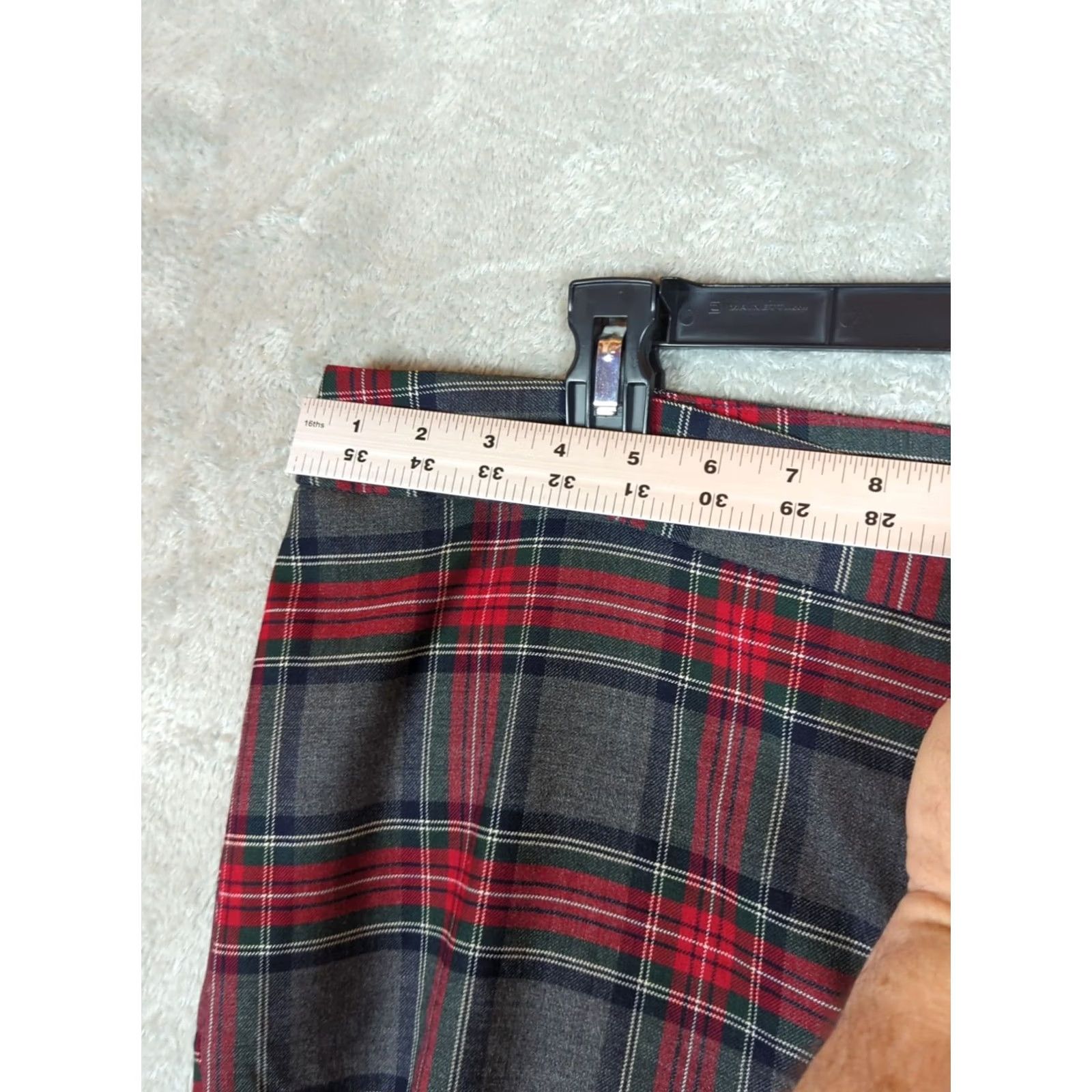 Talbots Talbots Womens Plus Size 18W Gray Red Tartan Plaid Slim Ankle Pants Wool Blend Size 40" / US 18 - 4 Thumbnail