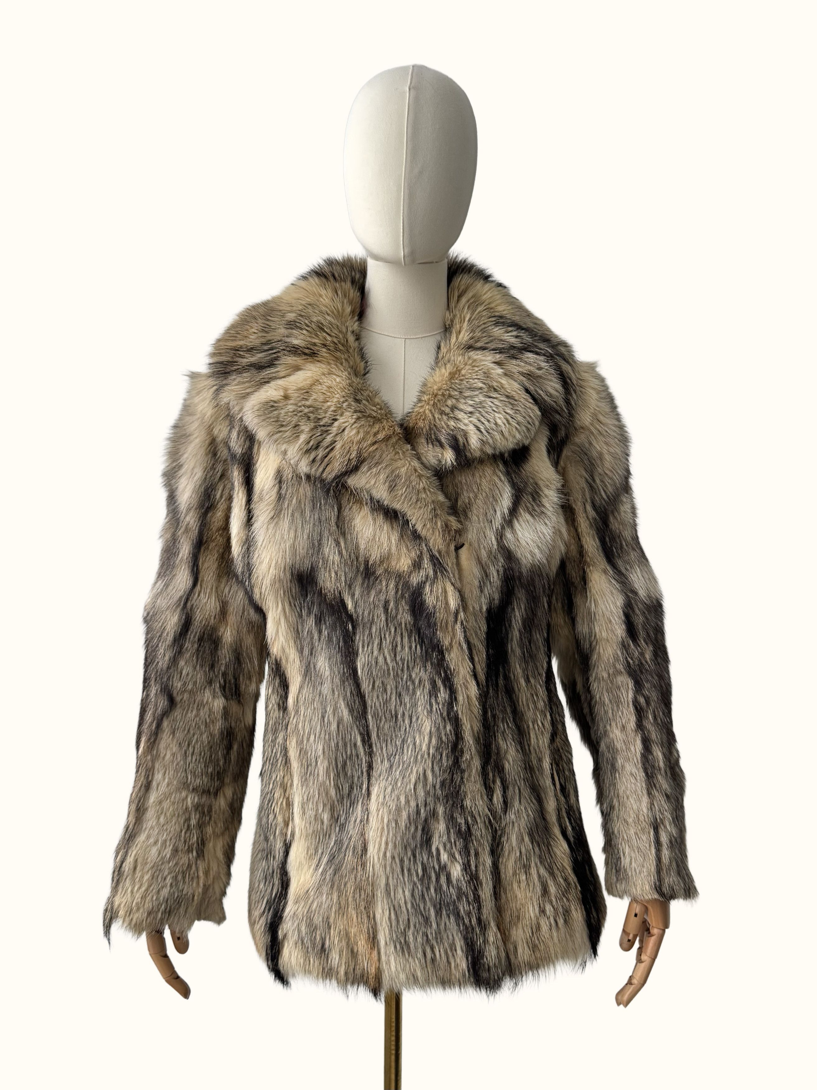 Vintage Vintage Real Fur Jacket (B250)D15E2 Size L / US 10 / IT 46 - 1 Thumbnail