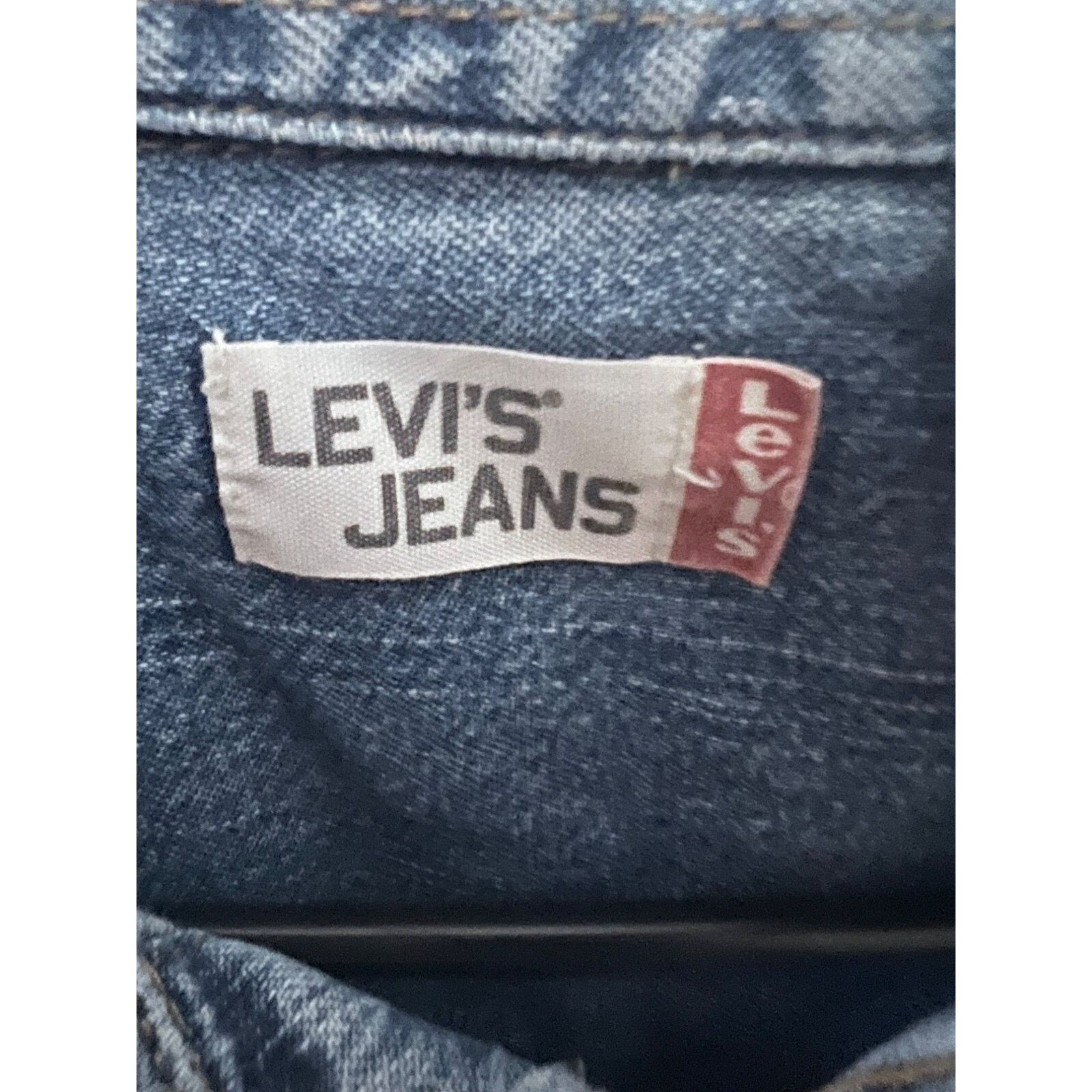 Levi's Levis Blue Relaxed Distressed Denim Button Shirt L Pockets Size US L / EU 52-54 / 3 - 6 Thumbnail