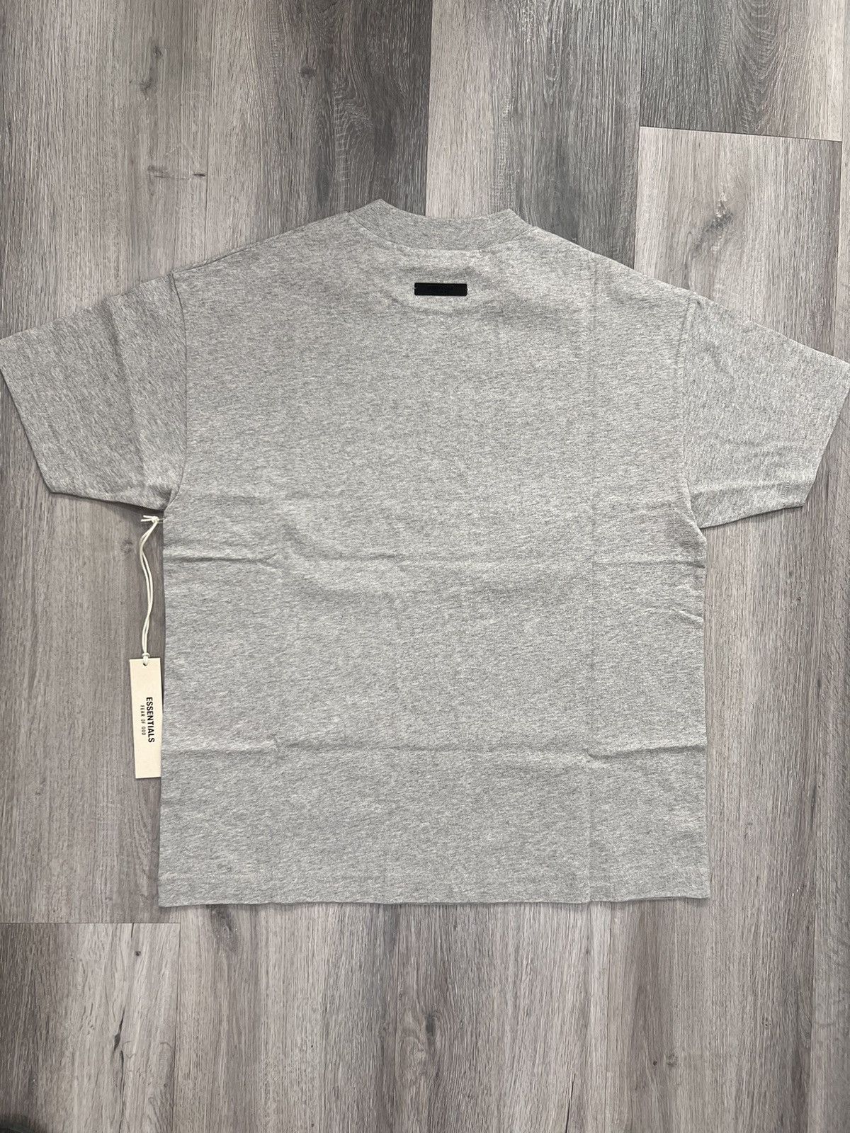 Essentials Essentials NBA Paris shirt size Small Size US S / EU 44-46 / 1 - 2 Thumbnail