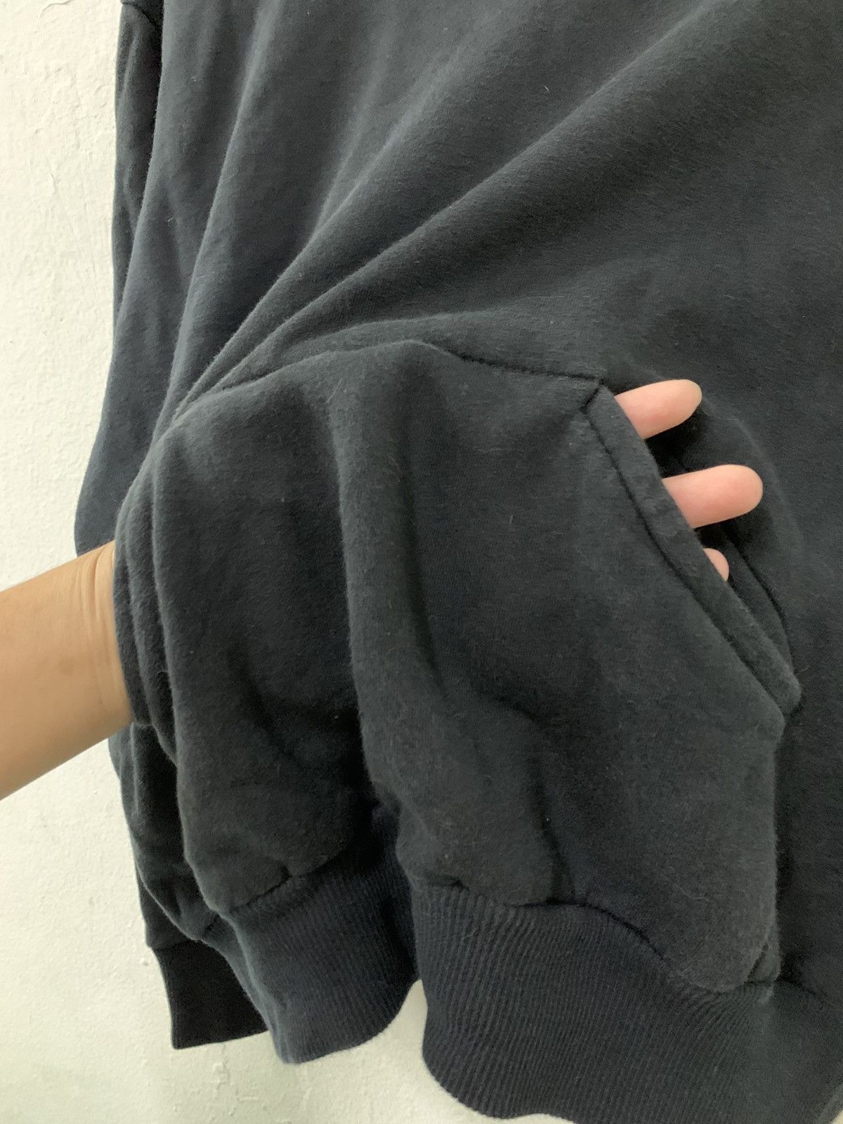 agnes b. Vintage Agnes B Black plain Hoodie Size US M / EU 48-50 / 2 - 3 Thumbnail