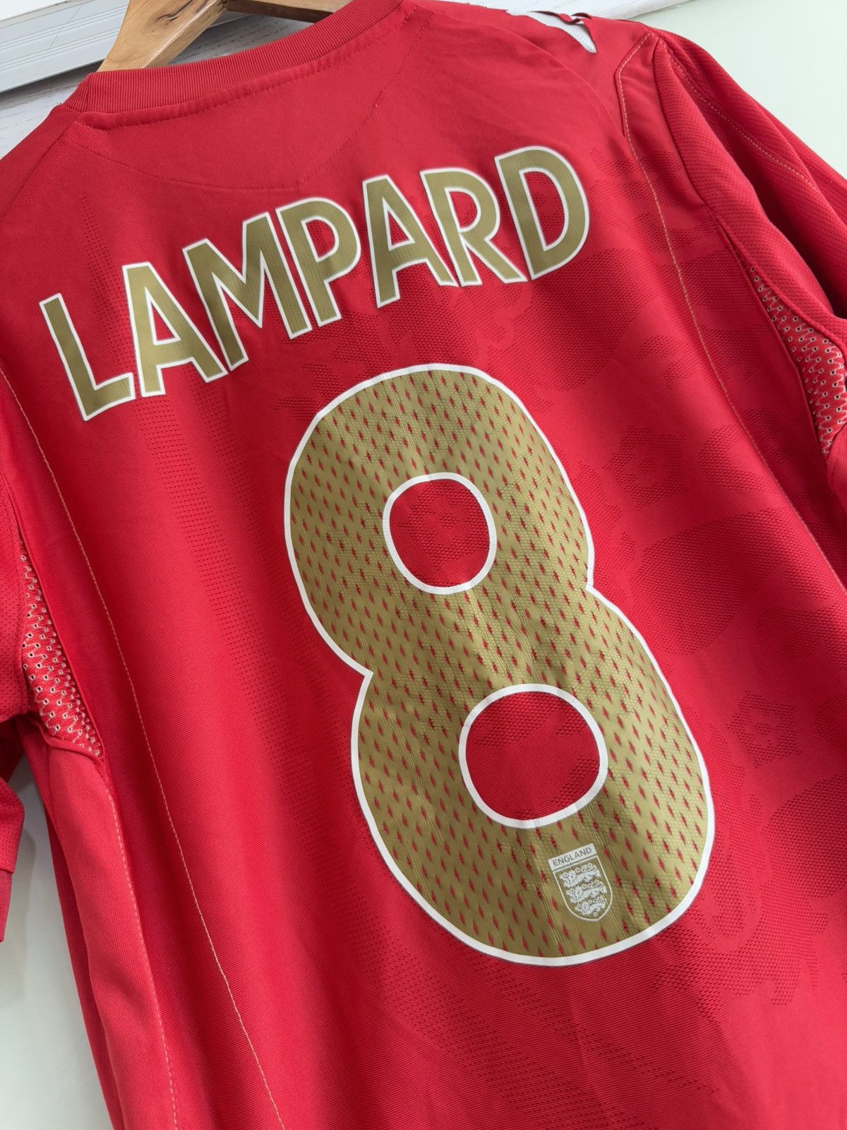 Umbro × Vintage Lampard #8 England 2006-2007 Away Soccer Jersey Football Kit Size US S / EU 44-46 / 1 - 10 Thumbnail