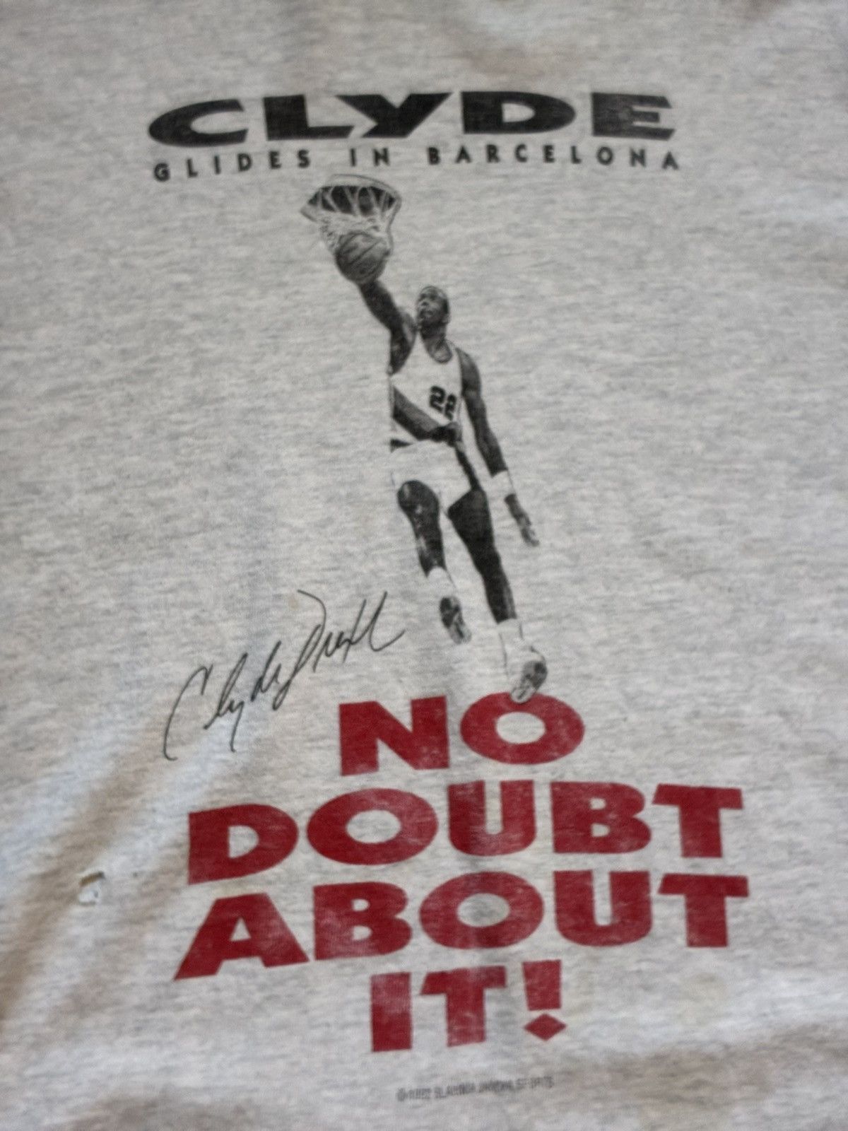 Vintage Vintage Clyde Drexler shirt Size US M / EU 48-50 / 2 - 5 Thumbnail