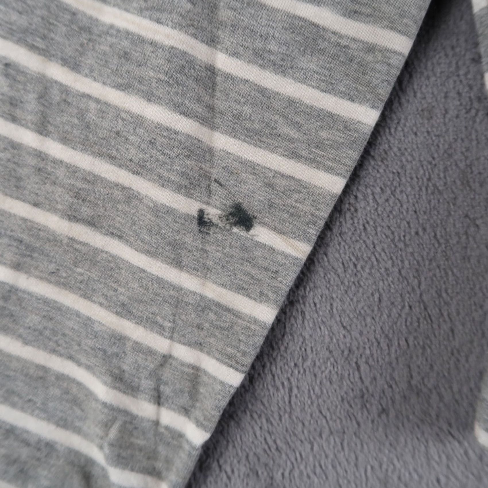 Vintage VINTAGE? STUSSY Cropped Long Sleeve T-Shirt Women XS Gray Embroidered Striped Knit Cotton Blend Shirt Ladies/ Womens? Size XS / US 0-2 / IT 36-38 - 4 Thumbnail