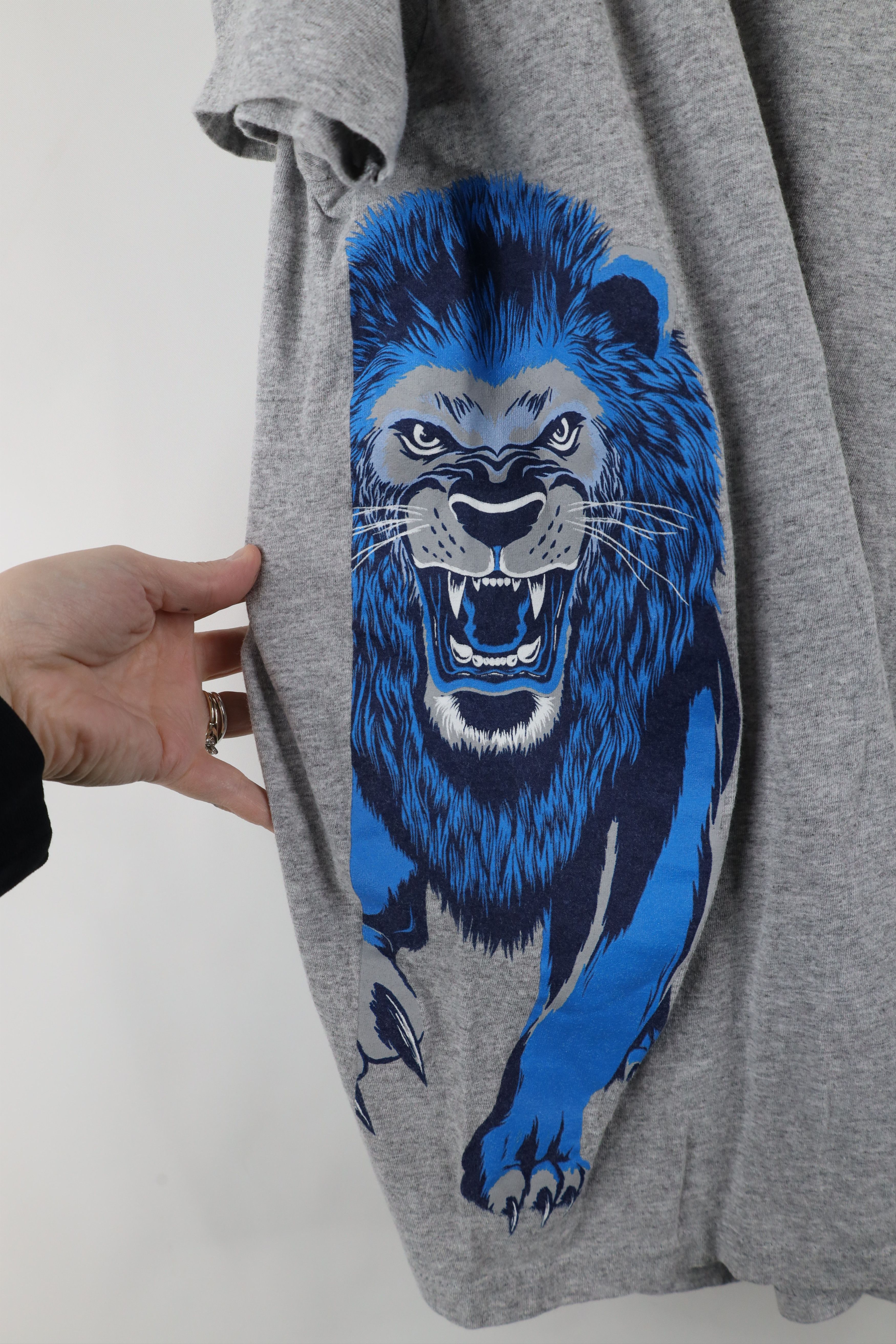 Vintage Streetwear Detroit Lions Football All Over Print T-Shirt Size US M / EU 48-50 / 2 - 6 Thumbnail