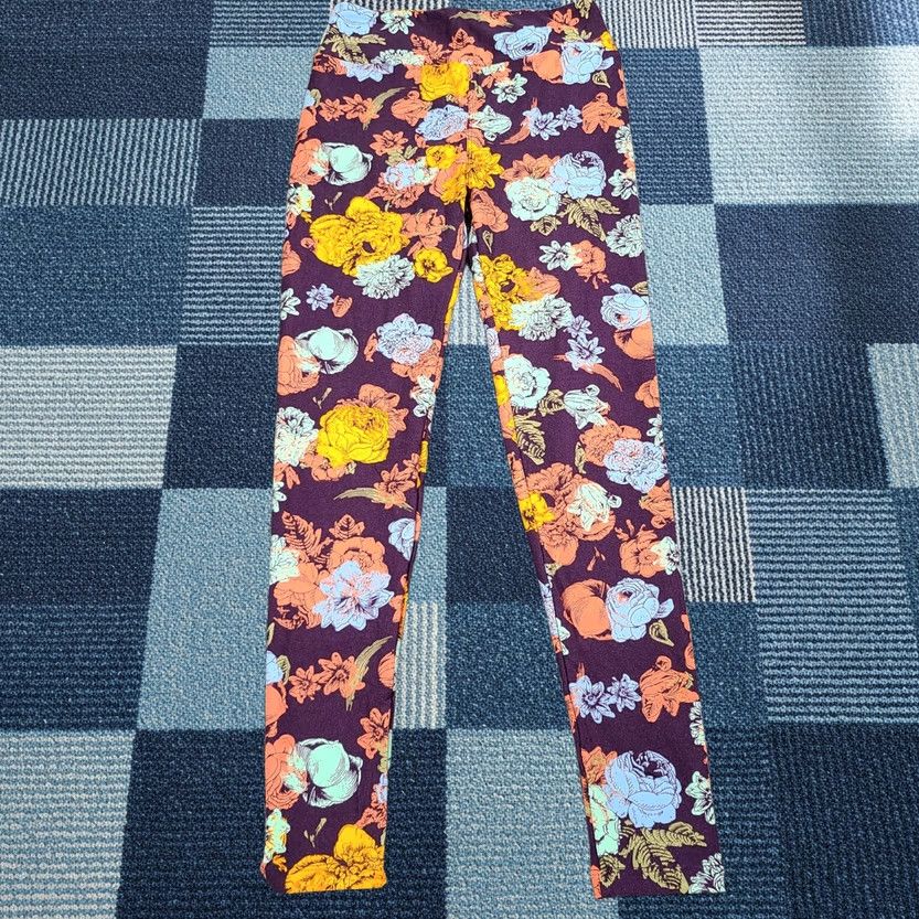Vintage LulaRoe Leggings Womens One Size Purple Floral Mid-Rise Skinny Stretch Pull On Size 42" / US 20 - 1 Thumbnail