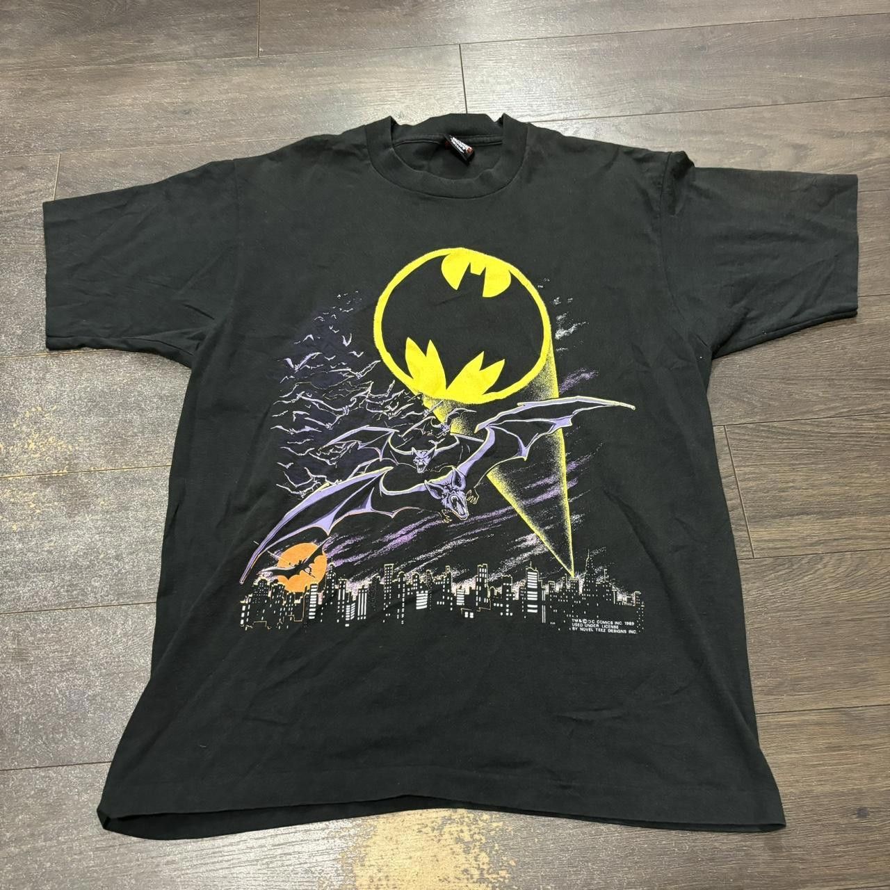 Other Vintage Batman flying bats t shirt 1989 M/L Size US M / EU 48-50 / 2 - 2 Thumbnail