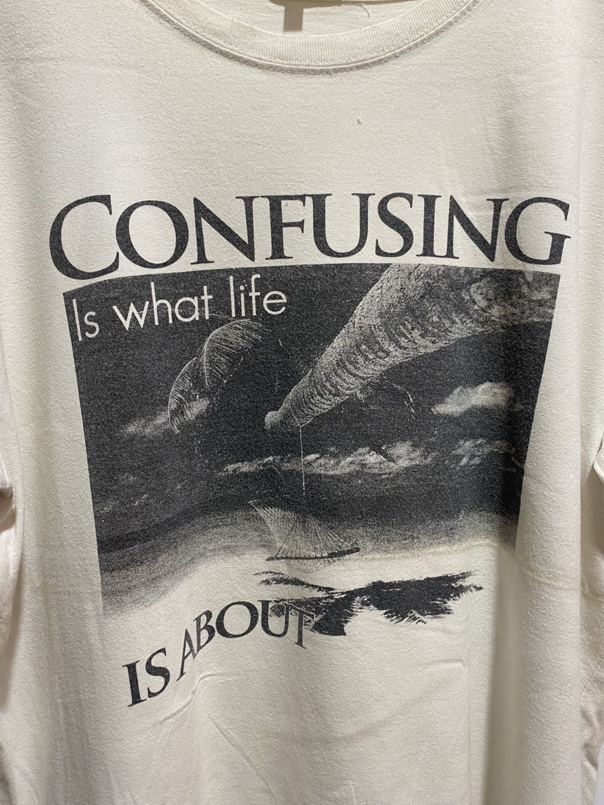 Japanese Brand vintage words tee confusing life by primal point Size US L / EU 52-54 / 3 - 2 Thumbnail