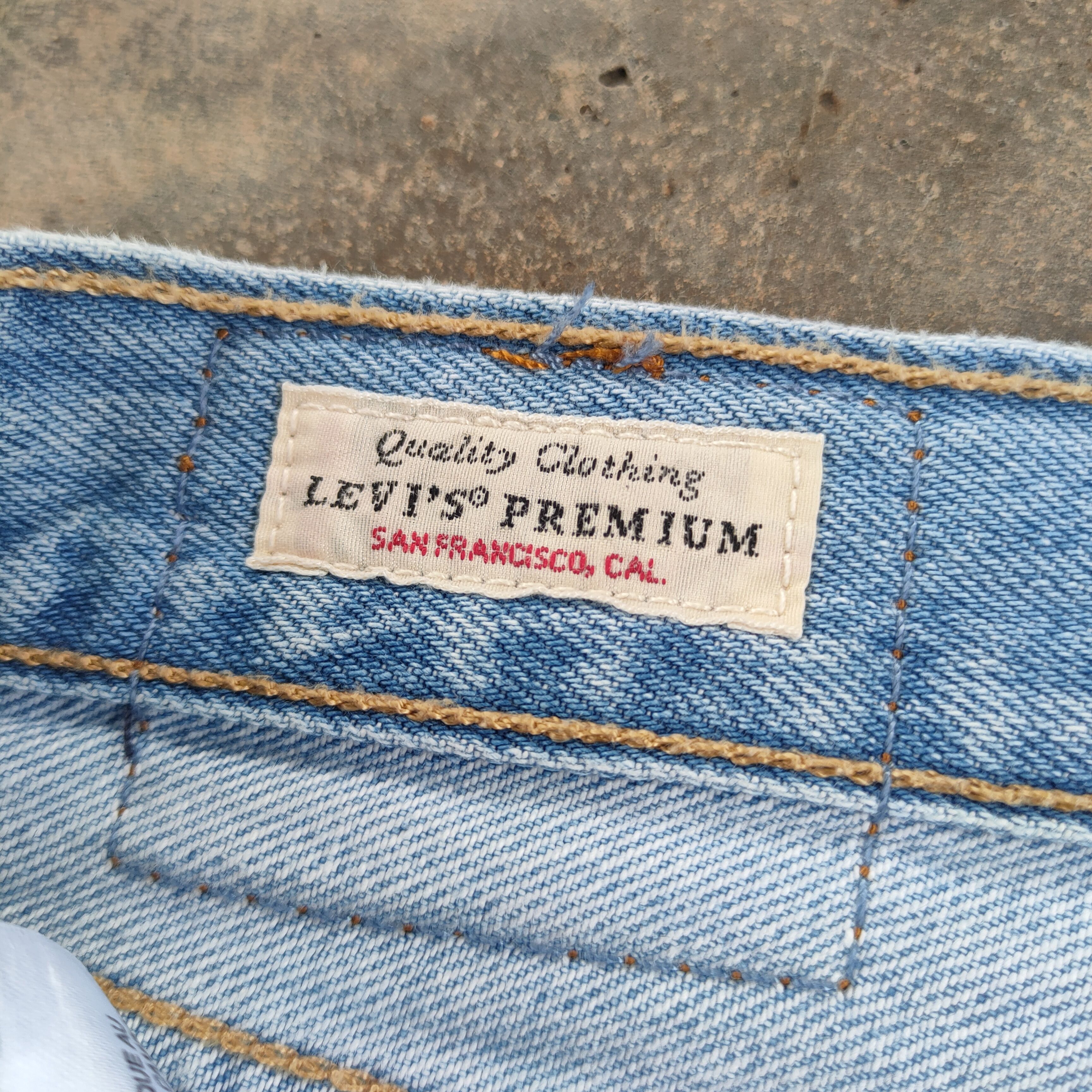 Levi's LEVI'S PREMIUM 501 FADED DISTRESSED DENIM JEANS PANTS Size US 30 / EU 46 - 8 Thumbnail