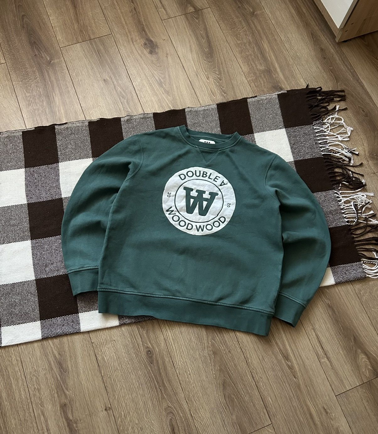 Wood Wood Wood Wood Tye Crest sweatshirt mens rap mens big logo Size US M / EU 48-50 / 2 - 1 Thumbnail