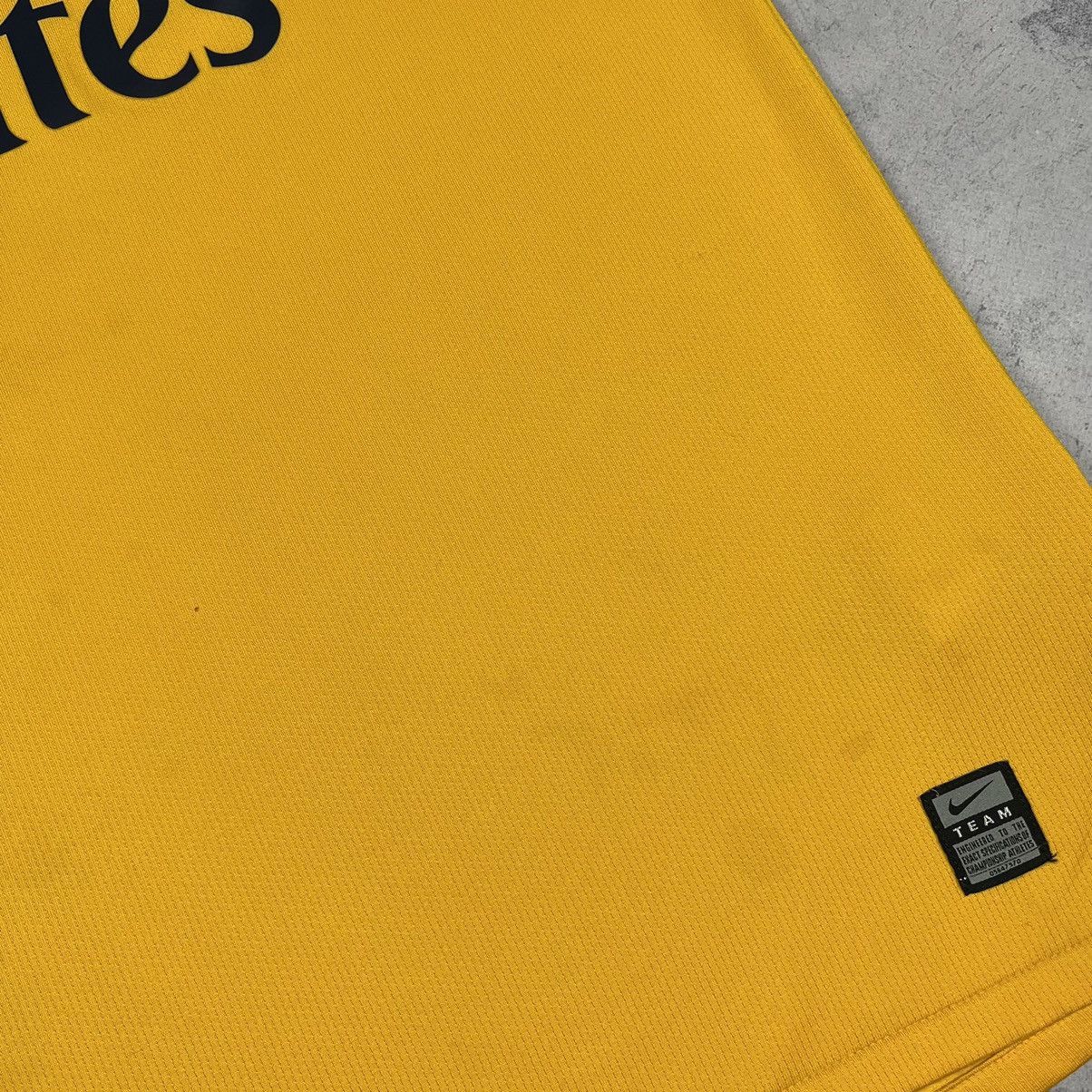 Nike Vintage Nike FC Arsenal Fabregas #4 rare soccer jersey 08/09 Size US XL / EU 56 / 4 - 17 Thumbnail