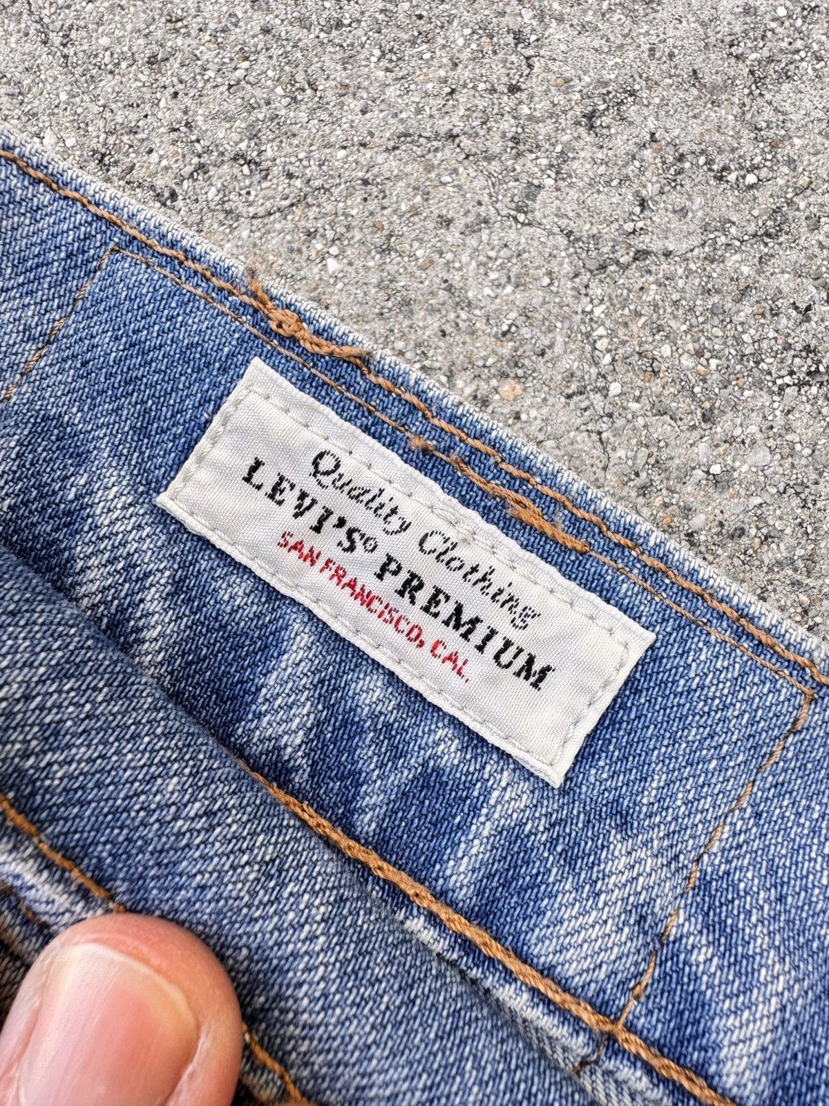Levi's Vintage Distressed Levi’s 501 Light Wash Denim Jeans Size US 29 - 3 Thumbnail