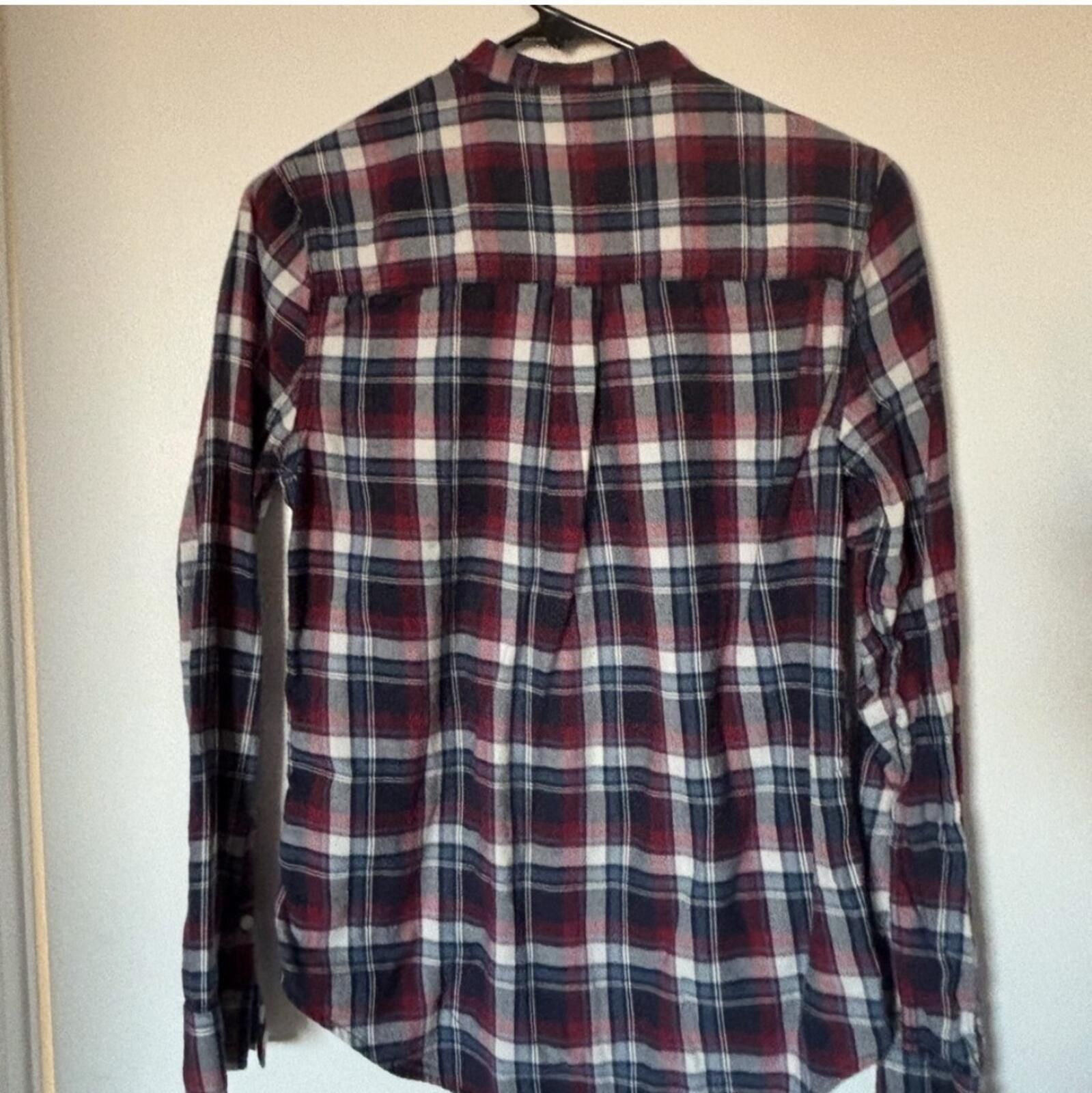 Forever 21 Forever 21 button up shirt Size M / US 6-8 / IT 42-44 - 5 Thumbnail