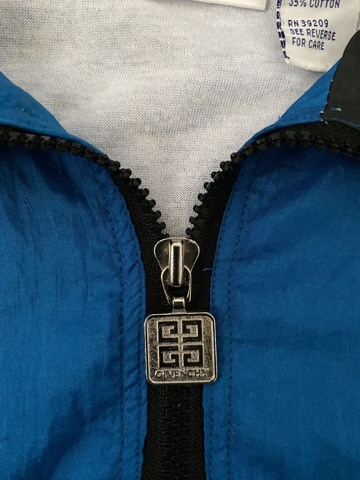 Givenchy vintage Givenchy activewear jacket Size US M / EU 48-50 / 2 - 3 Thumbnail