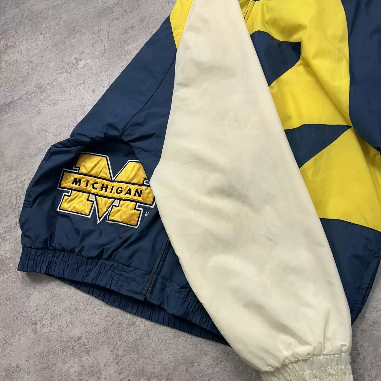 NCAA × Vintage MICHIGAN WOLVERINES LOGO ATHLETIC SHARK TOOTH JACKET SPLASH Size US XL / EU 56 / 4 - 10 Thumbnail