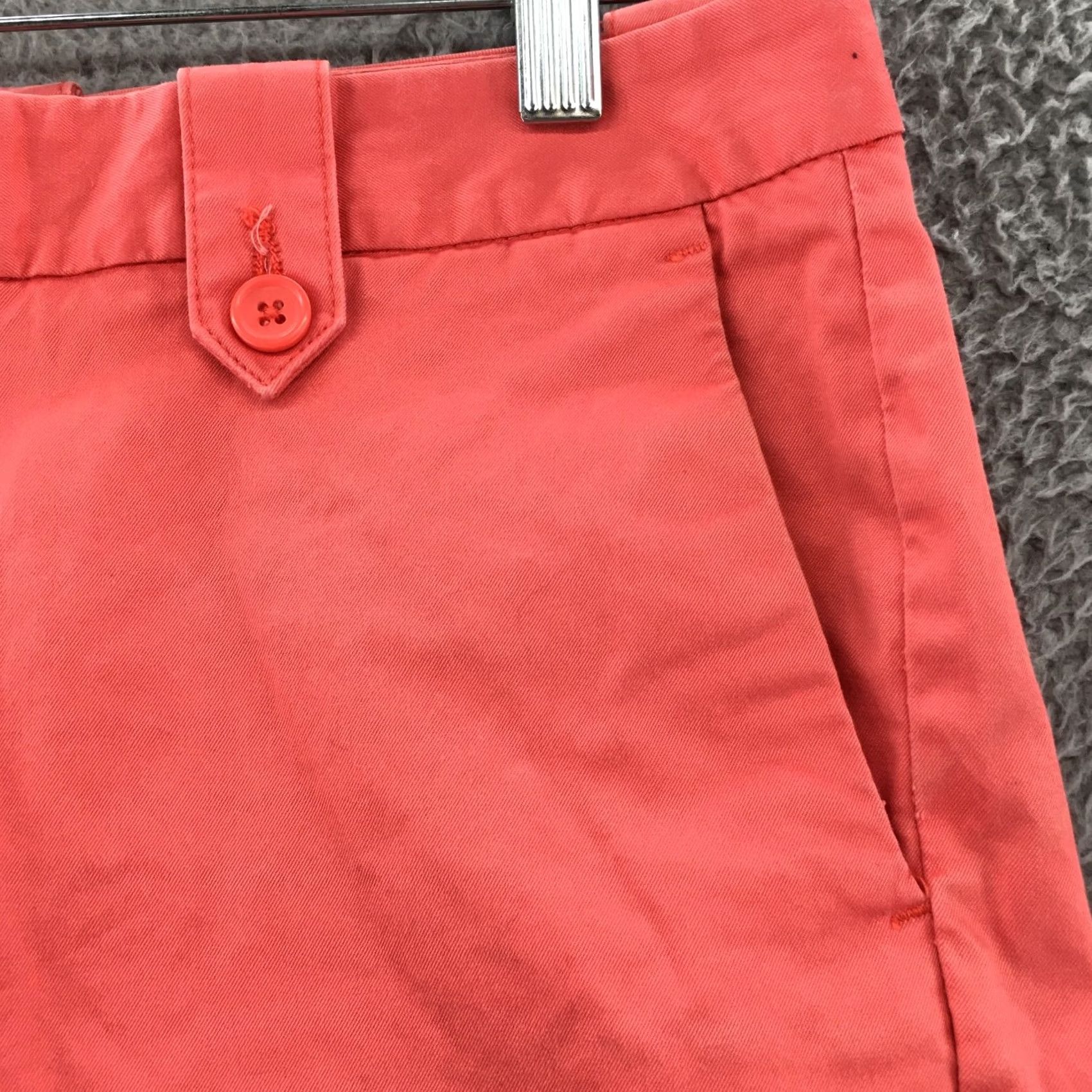 Banana Republic Banana Republic Chino Bermuda Shorts Womens 4 Coral Mid Rise Zip Bermuda Shorts Womens 4 Coral Mid Rise Zip Size 27" / US 4 / IT 40 - 6 Thumbnail