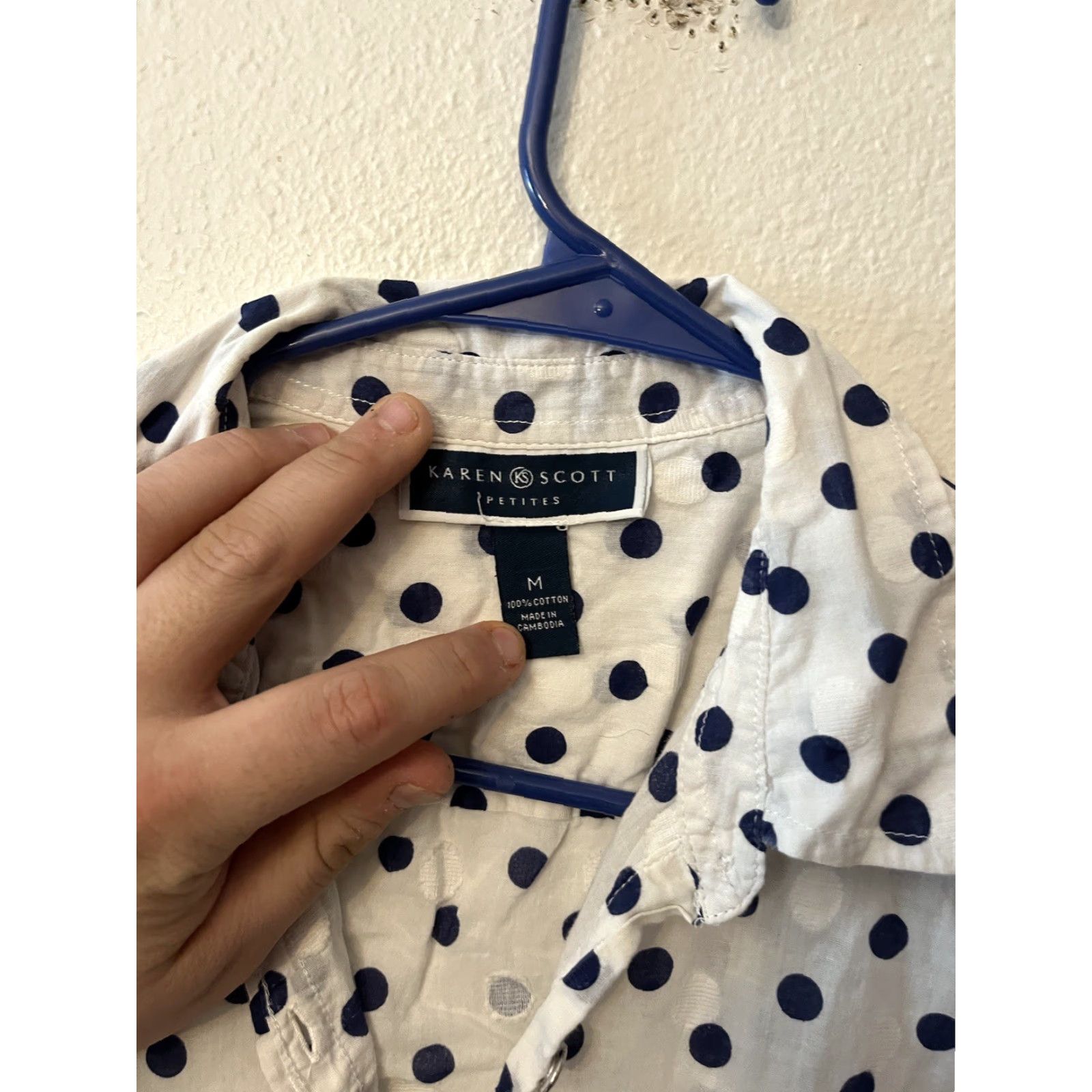 Vintage Karen Scott Women's Button-Up Shirt M White Polka Dot 3/4 Roll Tab Sleeve Classic Size M / US 6-8 / IT 42-44 - 3 Thumbnail