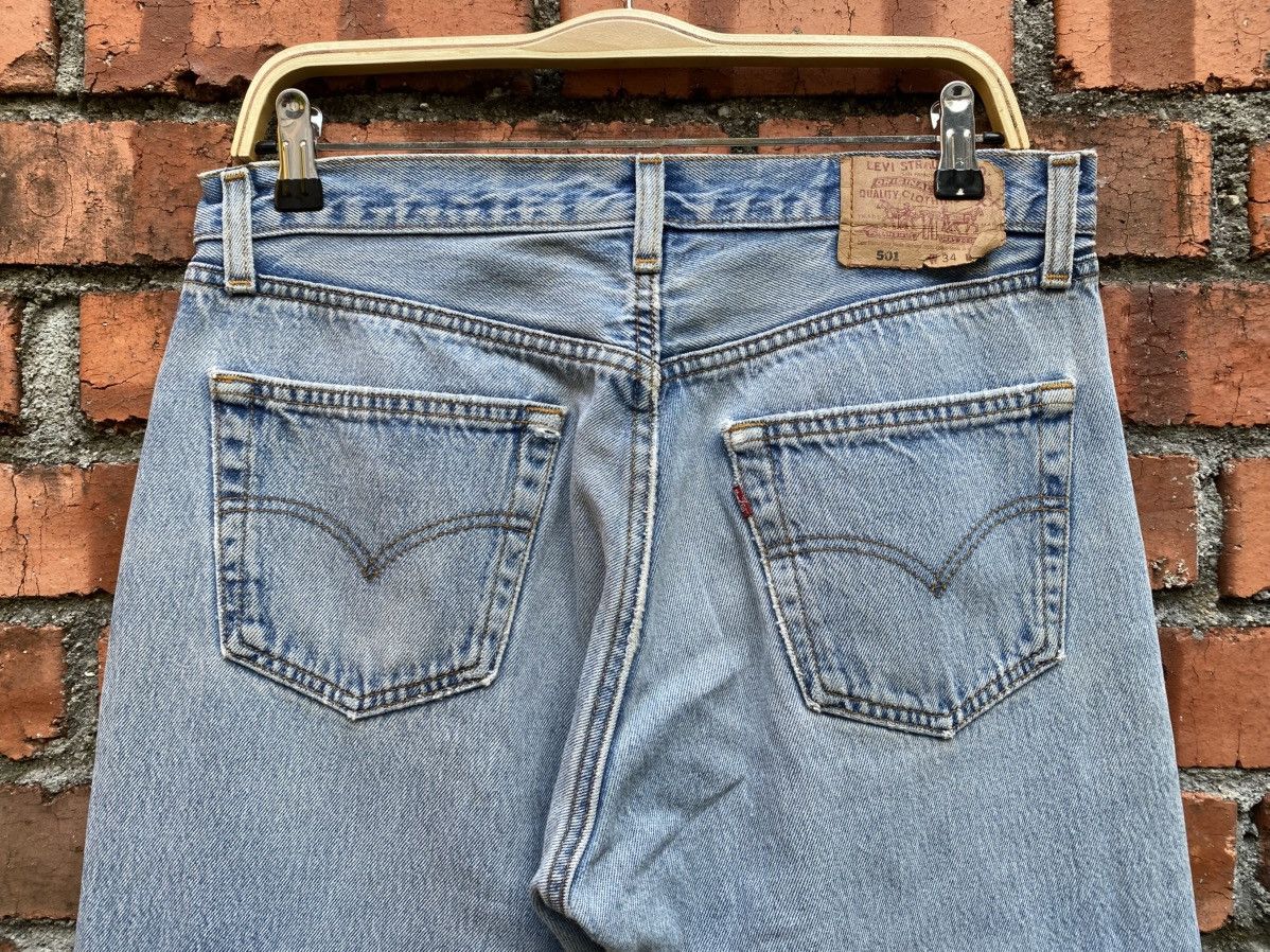 Levi's Vintage Clothing W33x31 Vintage levi's 501 distressed made in USA Size US 33 - 6 Thumbnail