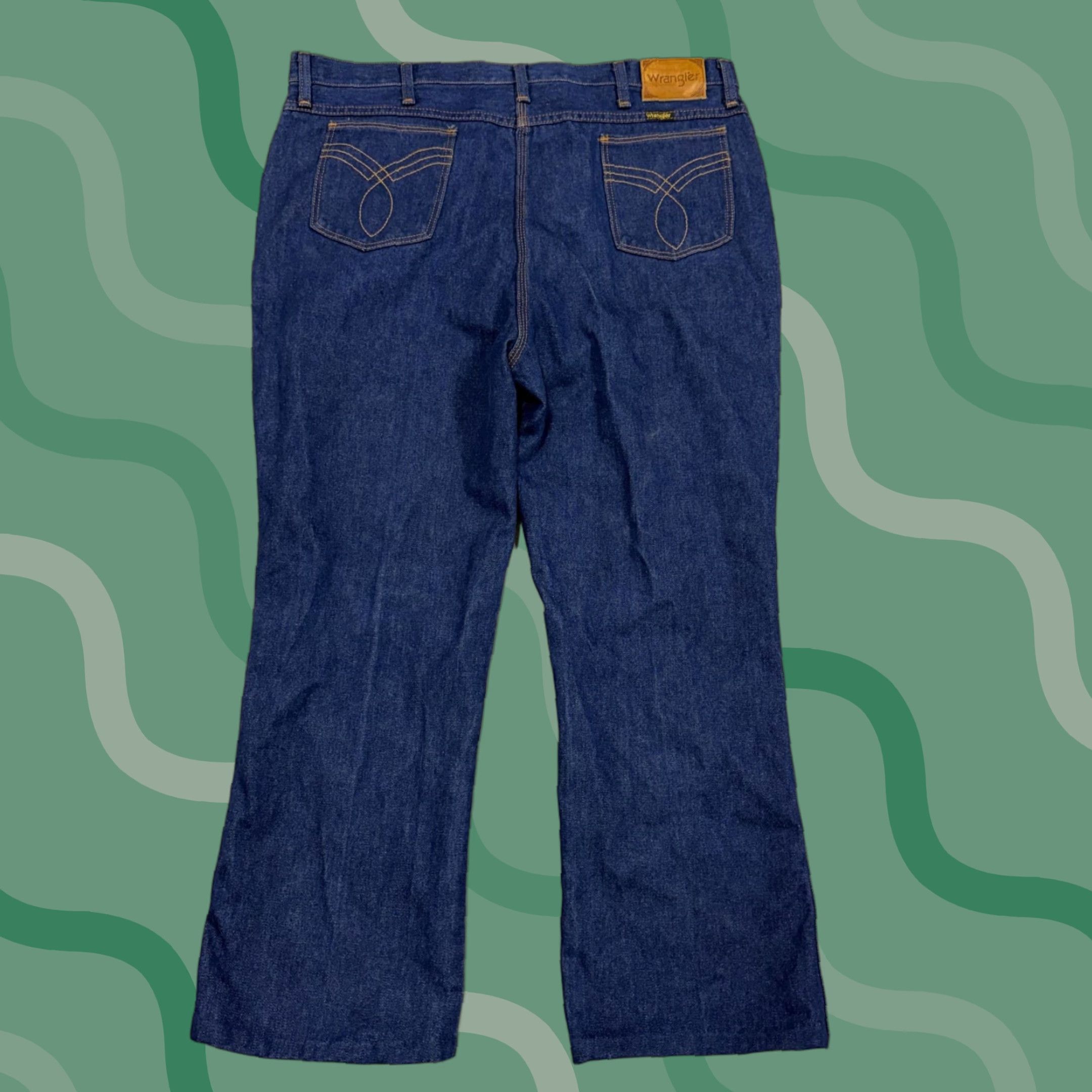 Wrangler Vintage Wrangler No-Fault Denims Jeans Mens 42x30 Blue Dark Wash Straight USA Size US 42 / EU 58 - 1 Thumbnail