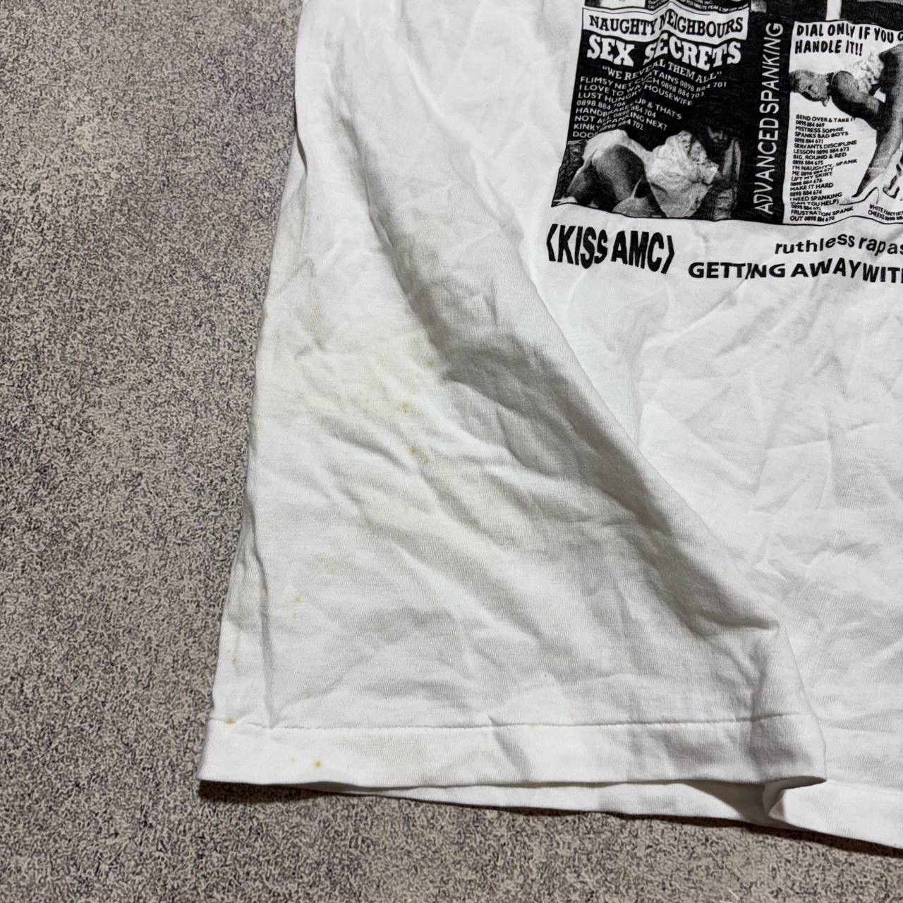 Band Tees 90s Kiss AMC "A bit of" Britse pop Band Sexy Girl Tour Size US L / EU 52-54 / 3 - 4 Thumbnail