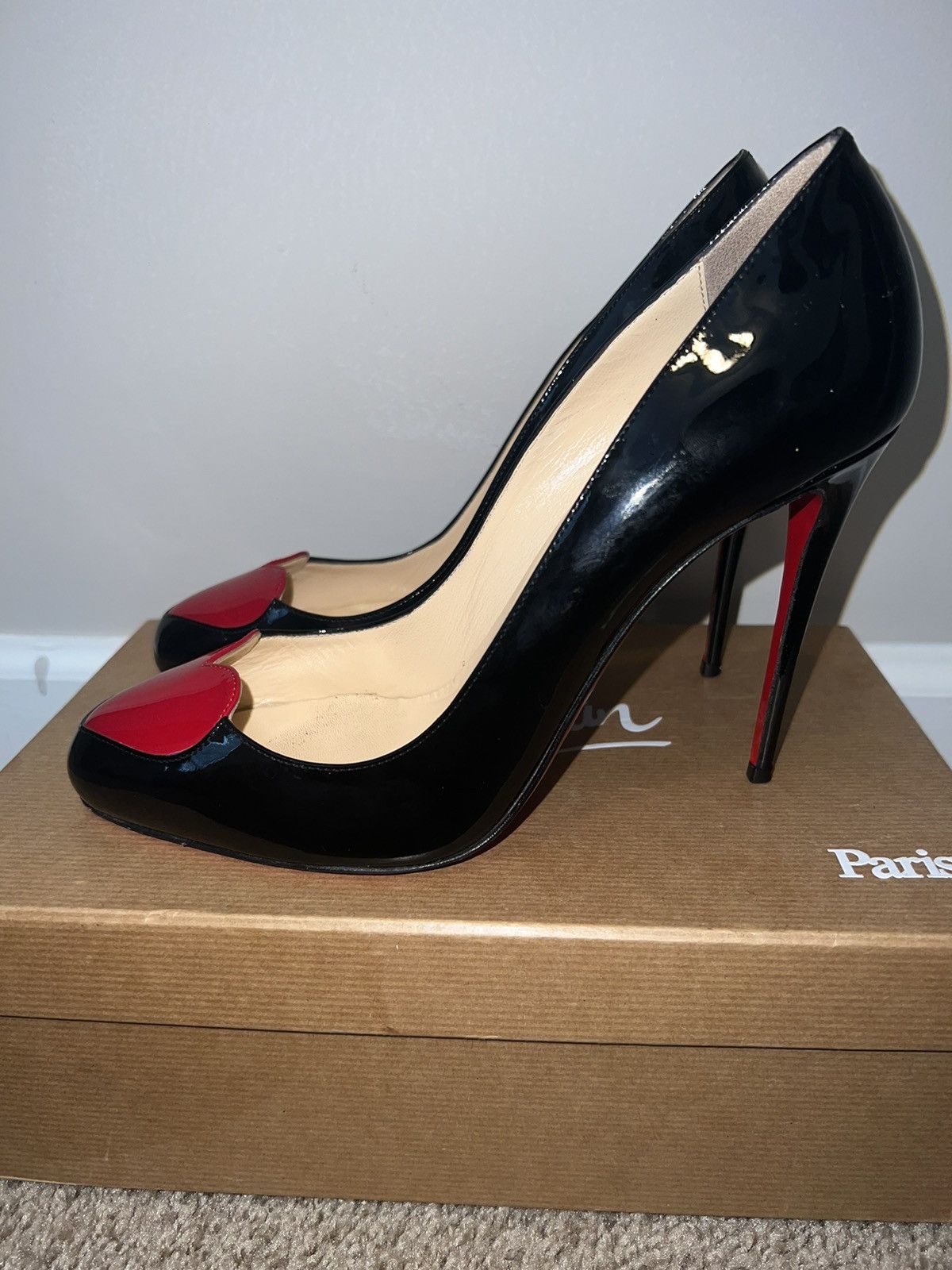 Christian Louboutin Christian Louboutin DORACORA 100 PATENT Size US 10.5 / IT 40.5 - 1 Thumbnail