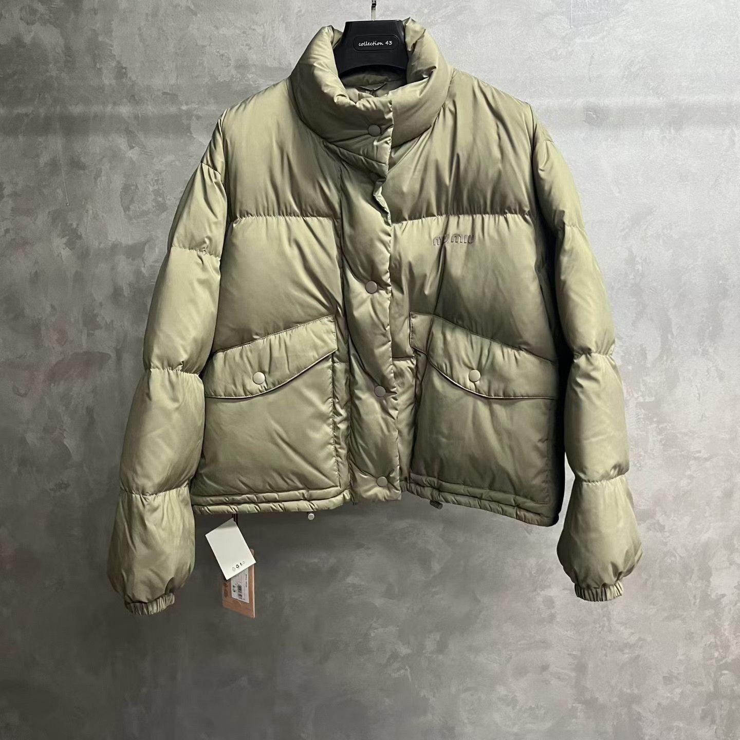 Miu Miu Miu Miu Retro Down Gray Down Jacket XS Women Size XS / US 0-2 / IT 36-38 - 1 Thumbnail