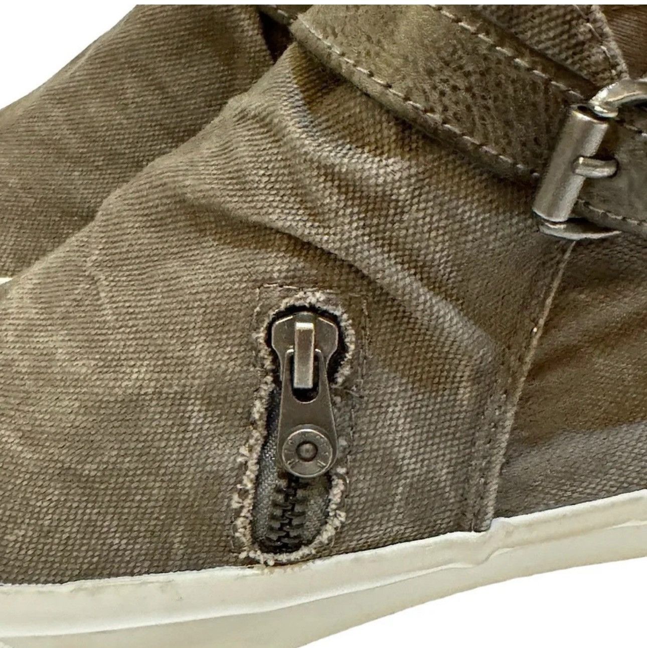 Designer Blowfish Malibu Brown Whiskey HighTop Canvas Sneakers Sz 7.5 Size US 7.5 / IT 37.5 - 5 Thumbnail