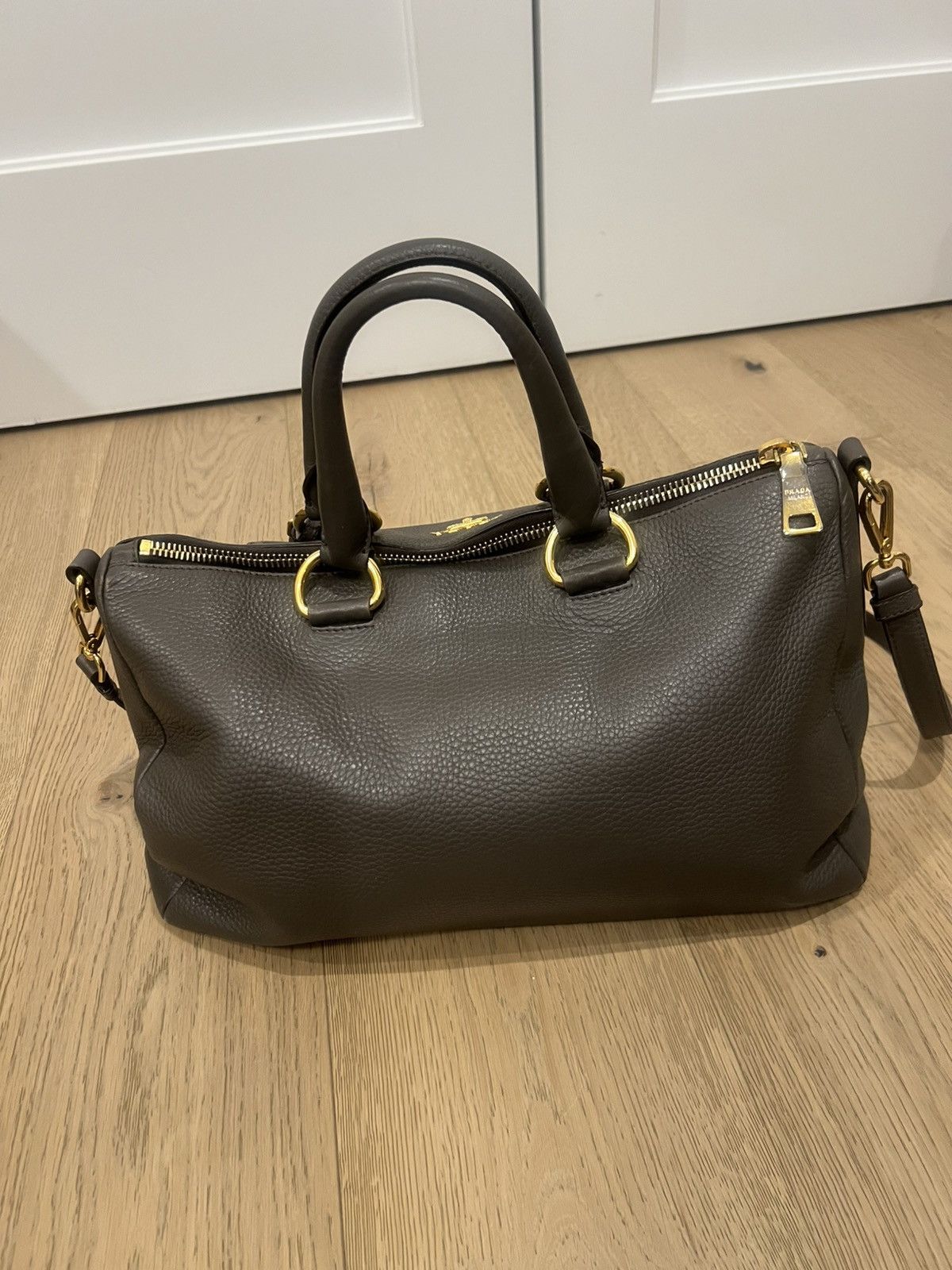Prada Authentic Prada Vitello Daino Leather Satchel – Dark Grey Size ONE SIZE - 2 Thumbnail