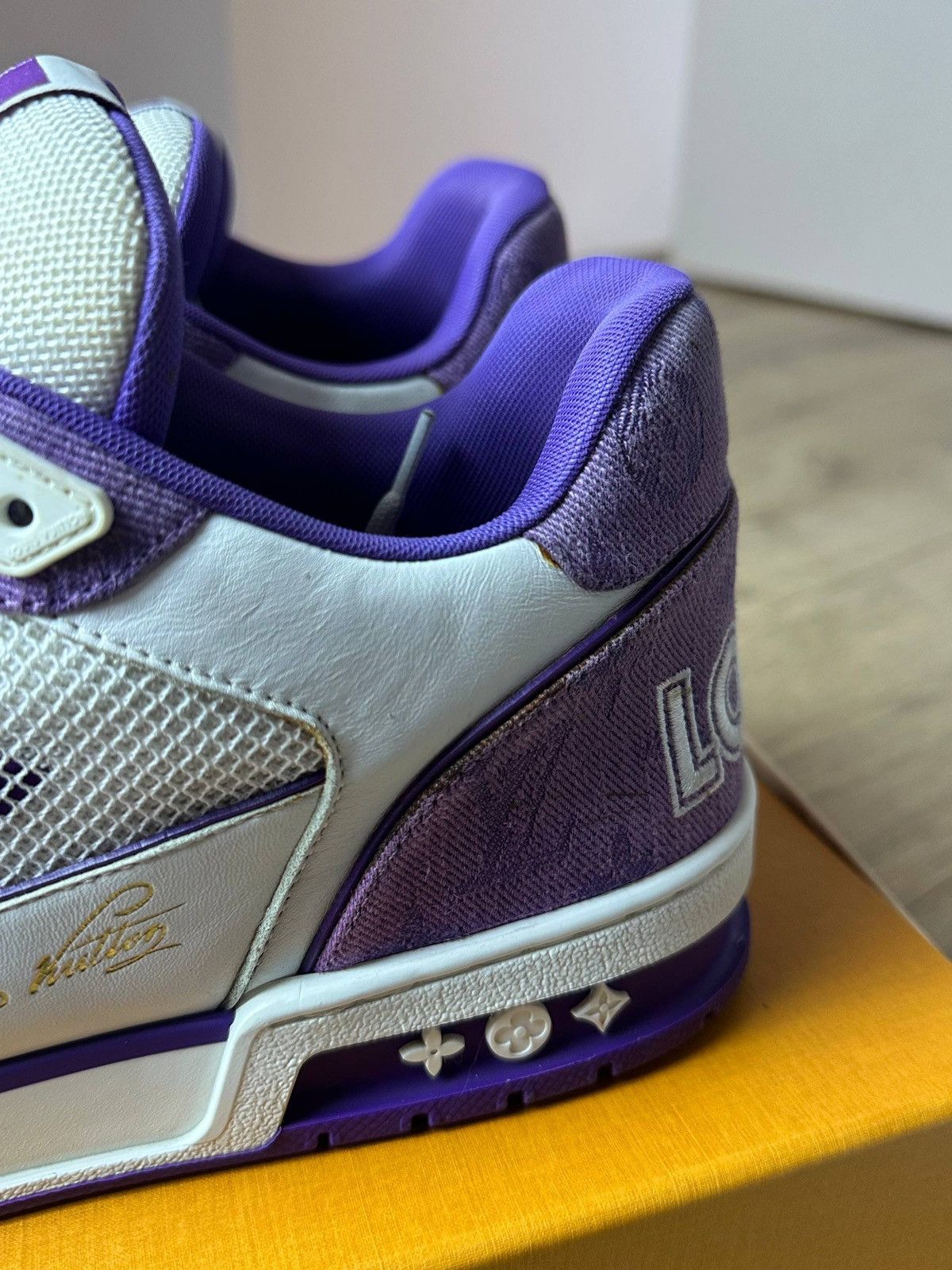 Louis Vuitton Louis Vuitton Trainer Purple Stripe Size US 10 / EU 43 - 2 Thumbnail