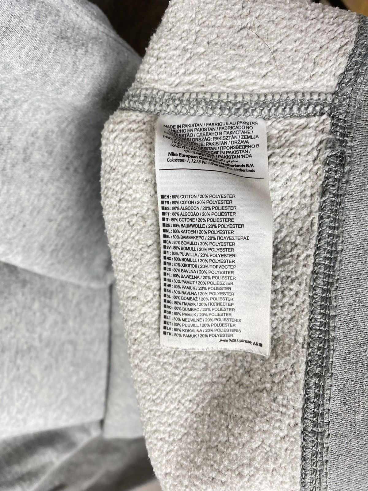 Nike Nike Sweatshirt Trashed Mini Swoosh Vintage Size US S / EU 44-46 / 1 - 8 Thumbnail
