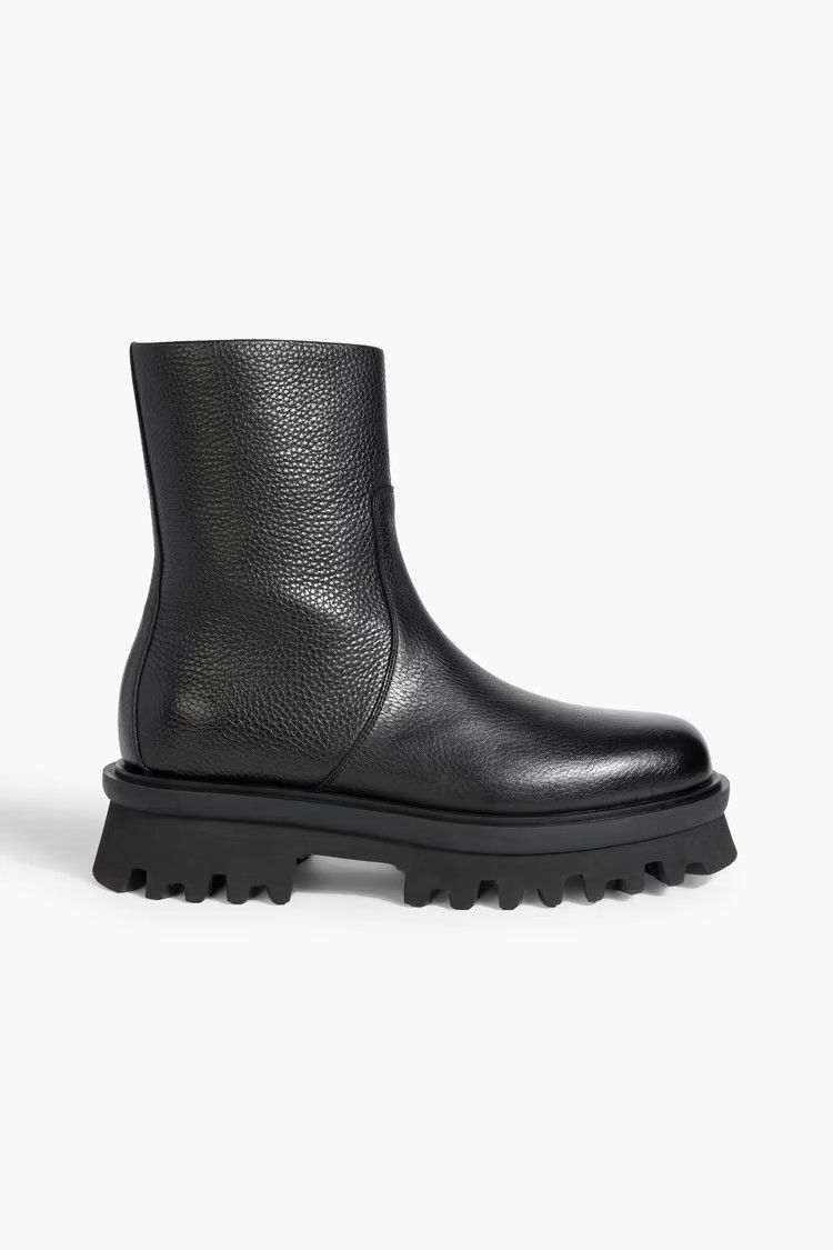Salvatore Ferragamo o1y0326 Ankle Boots in Black Size US 7 / IT 37 - 1 Thumbnail