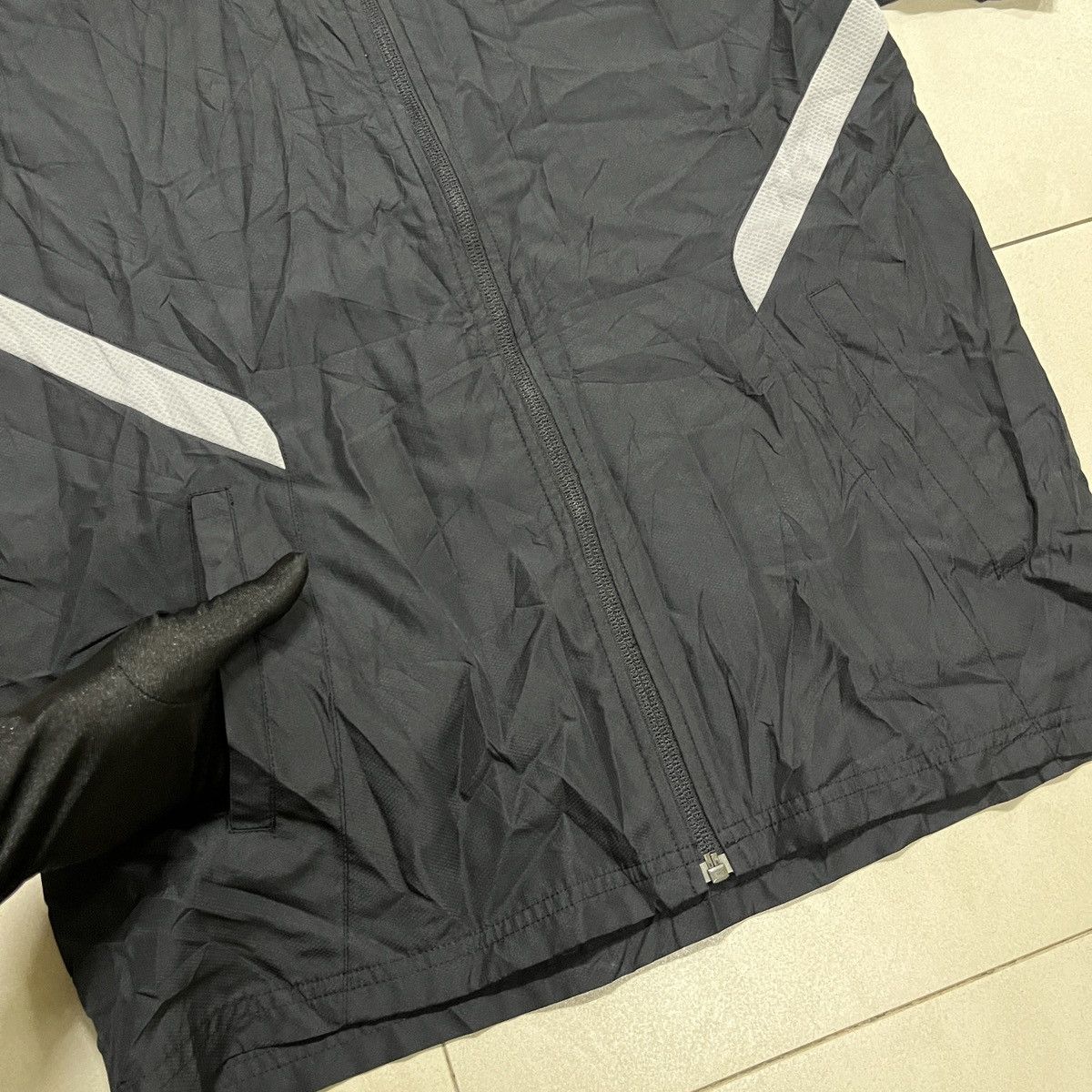 Adidas × Vintage Vintage Adidas Mock Neck Windbreaker Size US S / EU 44-46 / 1 - 2 Thumbnail