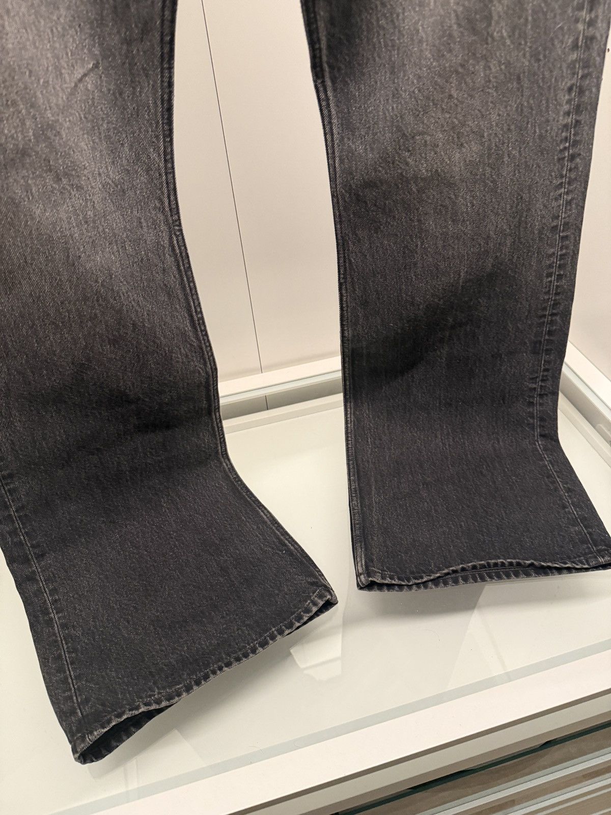 Balenciaga Balenciaga flared Japanese washed black denim Size US 32 / EU 48 - 3 Thumbnail