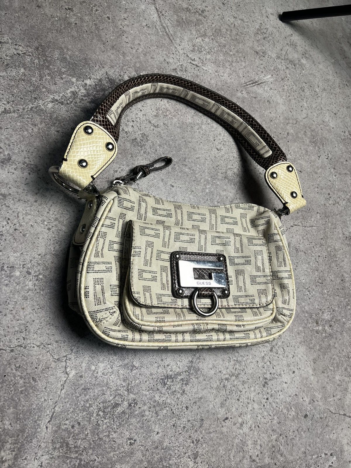 Guess Guess Vintage Bags Rare Y2K Size ONE SIZE - 2 Thumbnail