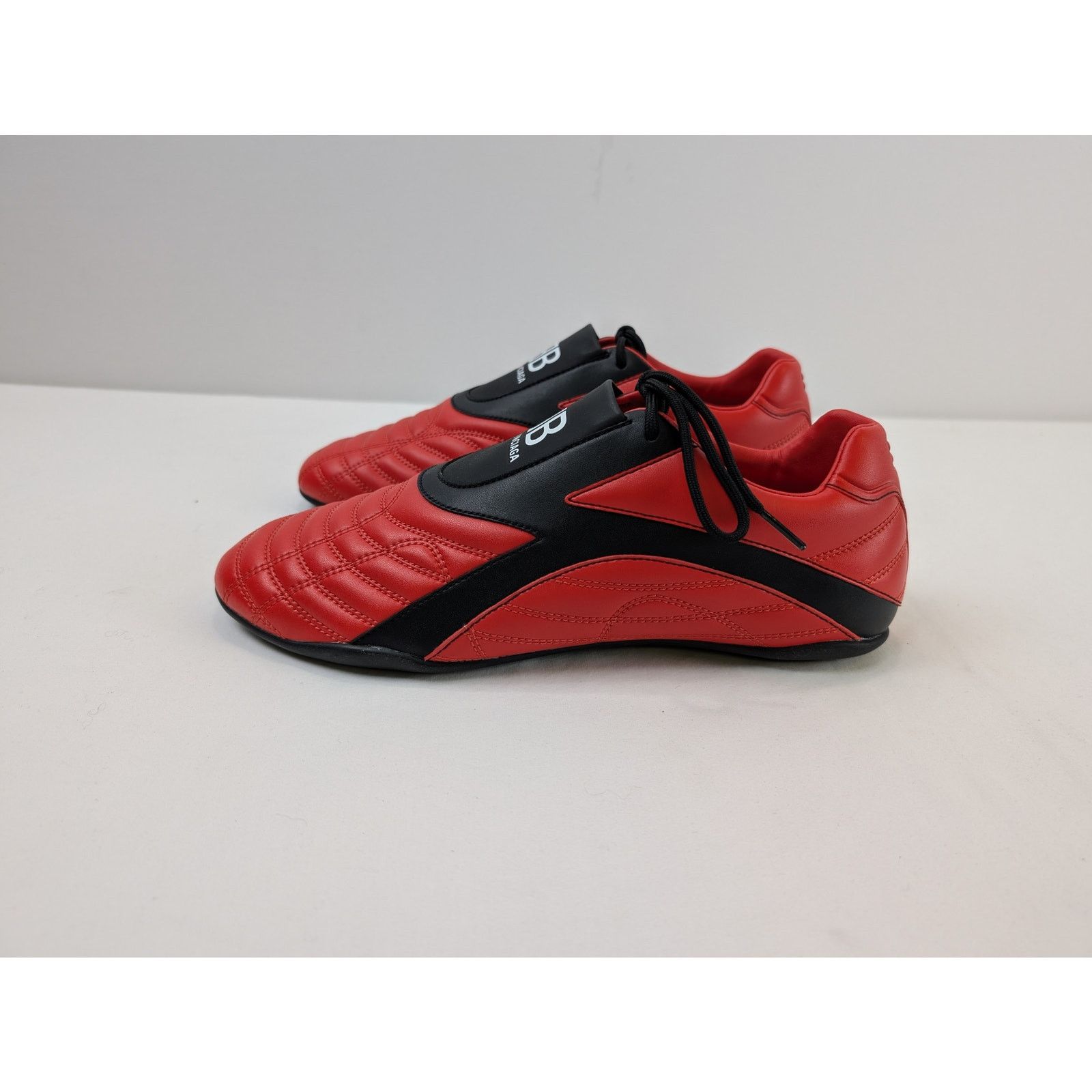 Balenciaga o1rshd1 Matt Leather Free Material Zen Sneaker in Red/Black Size US 9 / EU 42 - 12 Thumbnail