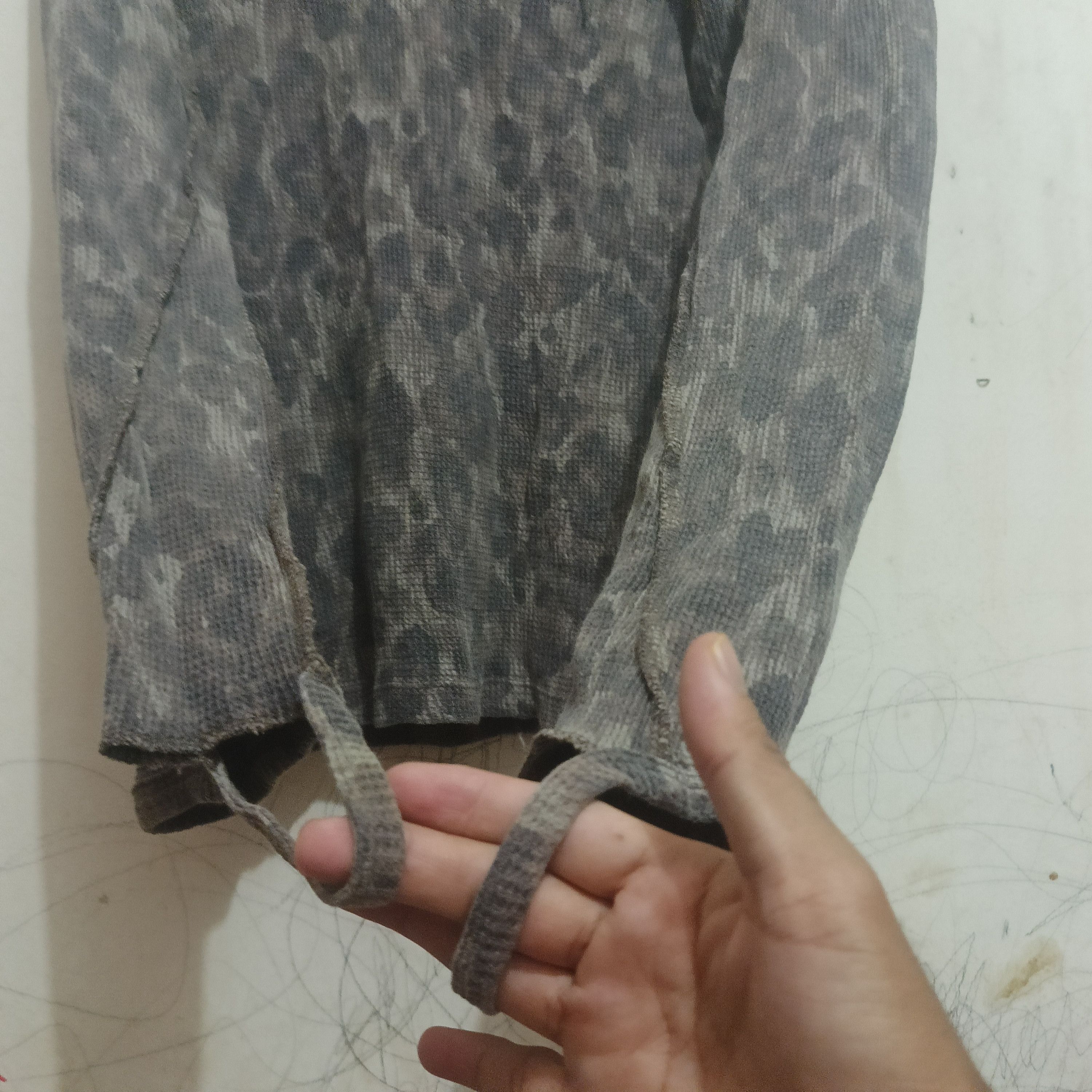 If Six Was Nine Japanese Fuga Leopard design Camouflage long sleeve stretch Size US S / EU 44-46 / 1 - 6 Thumbnail