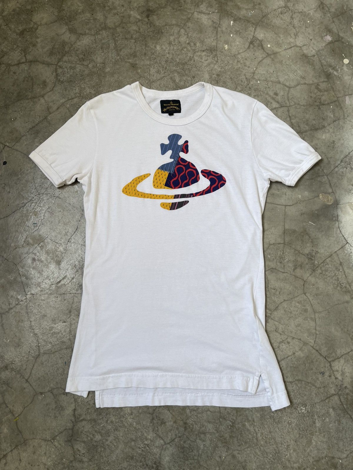 Vivienne Westwood Vivienne Westwood Anglomania Orb Multi Logo White T Shirt Size US S / EU 44-46 / 1 - 1 Thumbnail