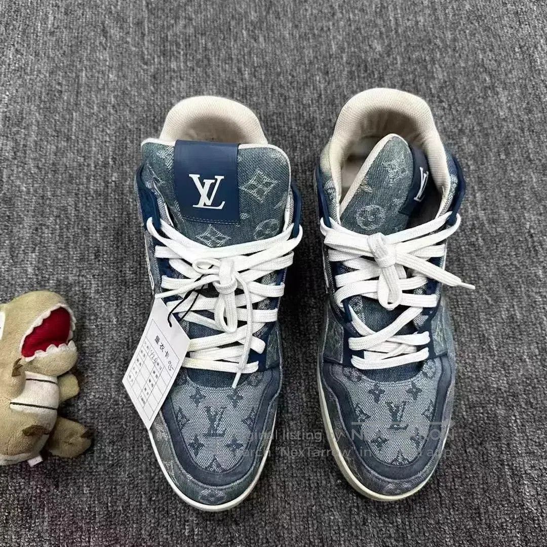 Louis Vuitton Blue Low-Top Sneakers with Pattern. Size US 9.5 / EU 42-43 - 4 Thumbnail