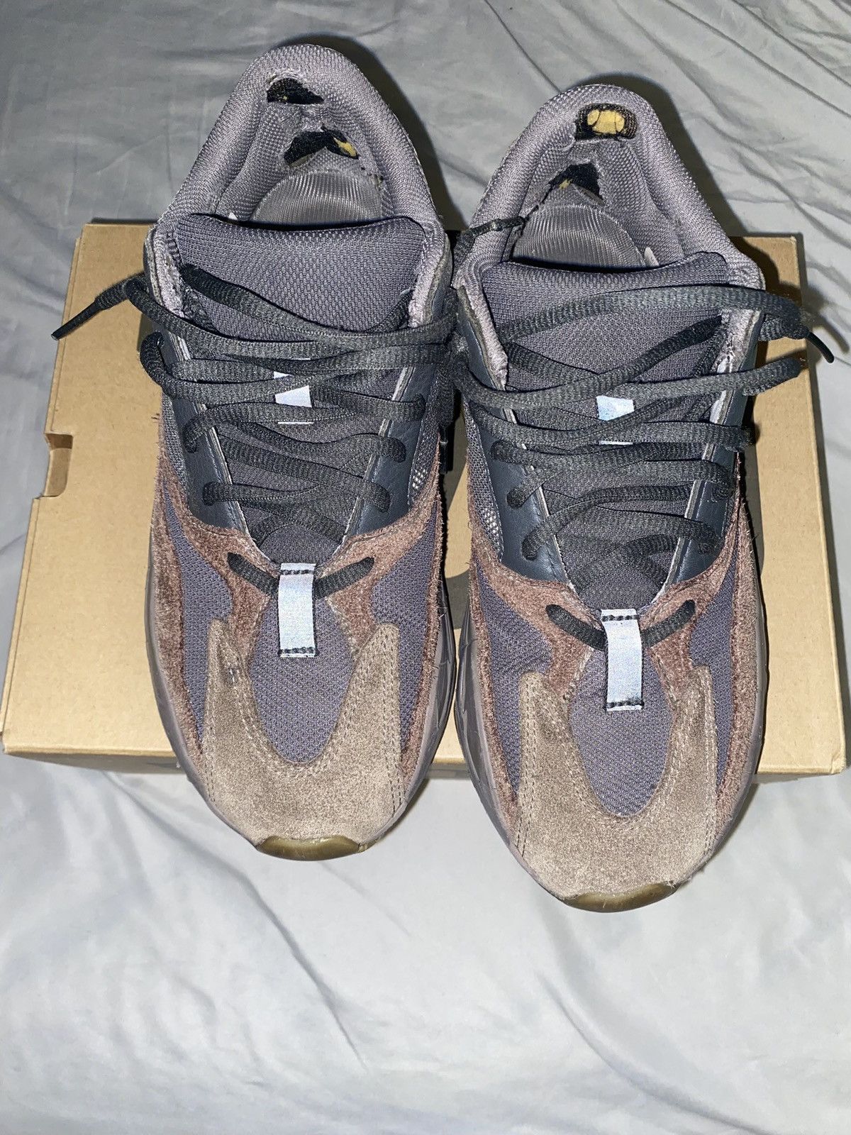Adidas × Yeezy Yeezy boost 700 Size US 8 / EU 41 - 6 Thumbnail