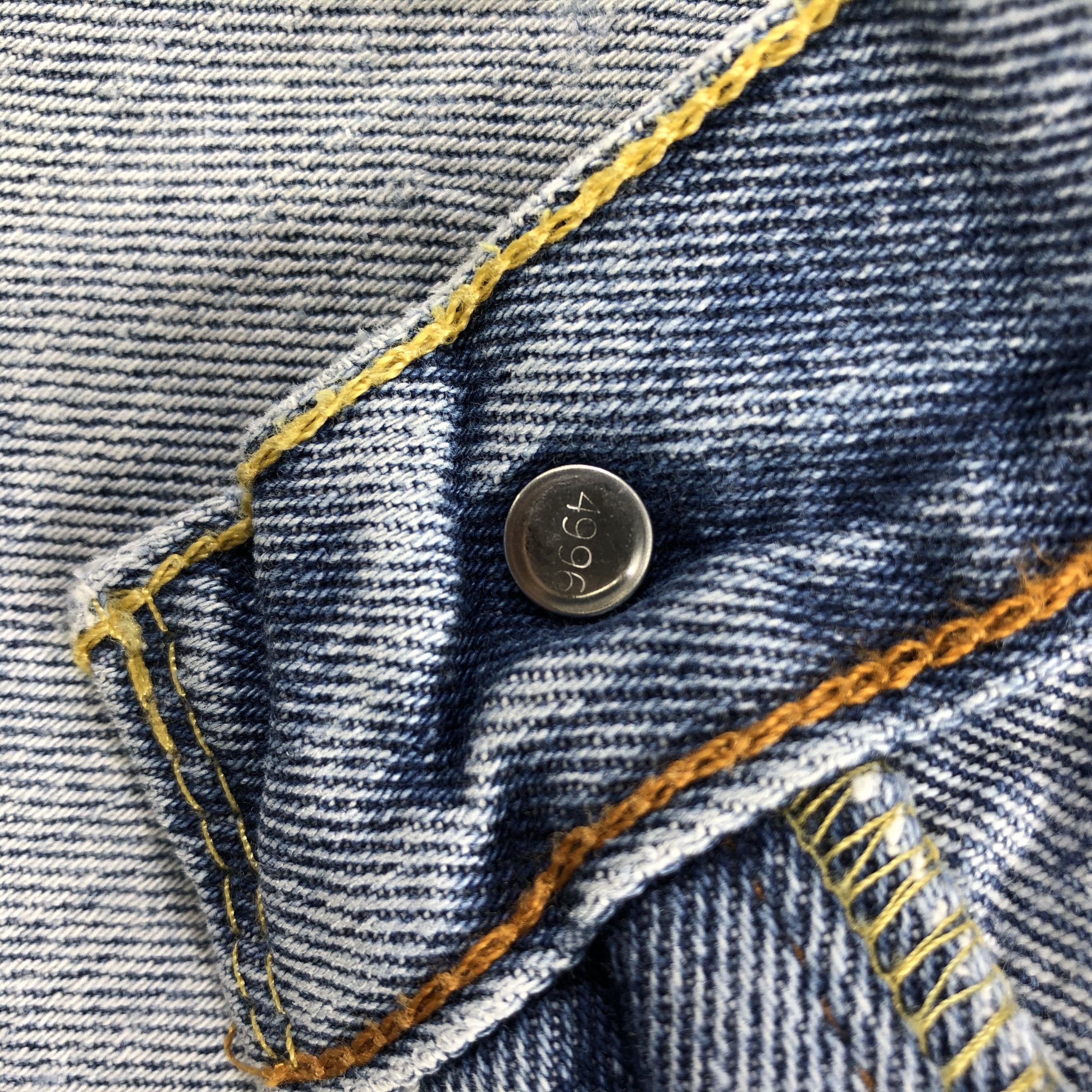 Levi's Vintage Light Wash Levis 505 Jeans-J1510 Size US 37 - 13 Thumbnail