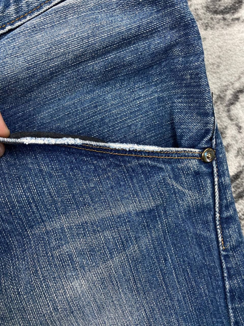 Levi's Vintage Levi’s Engineered Twisted Seams Cinch Denim Jeans Size US 31 - 9 Thumbnail