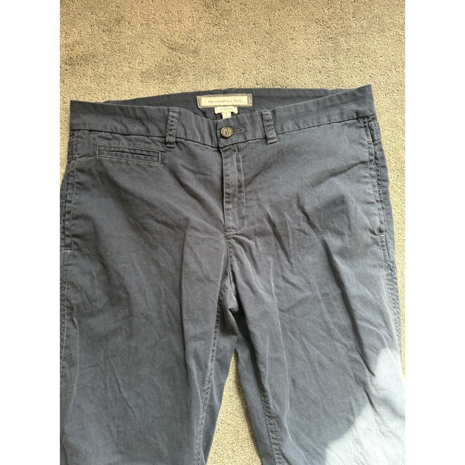 Abercrombie & Fitch Abercrombie & Fitch Women's Cropped Pants Size 8 Navy Blue Cuff Hem Size 30" / US 8 / IT 44 - 2 Thumbnail