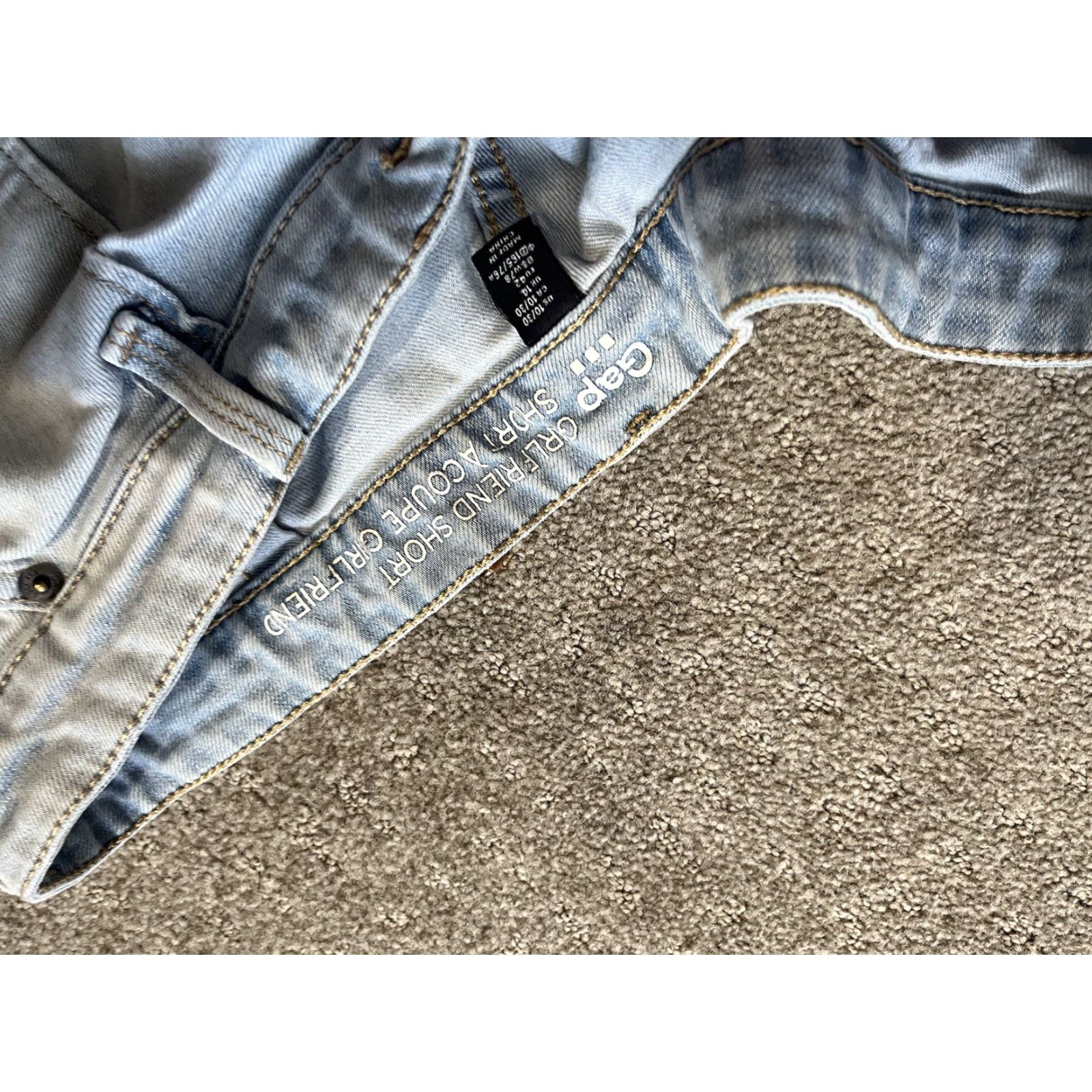 Gap Gap Jeans Shorts Womens Size 10 Denim Cuffed Size 30" / US 8 / IT 44 - 3 Thumbnail