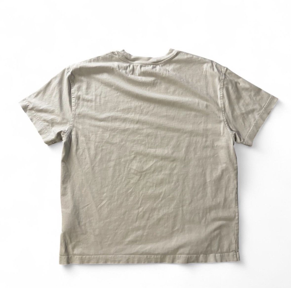 Off-White off-white spray helvetica over skate short sleeve tee Size US M / EU 48-50 / 2 - 2 Thumbnail